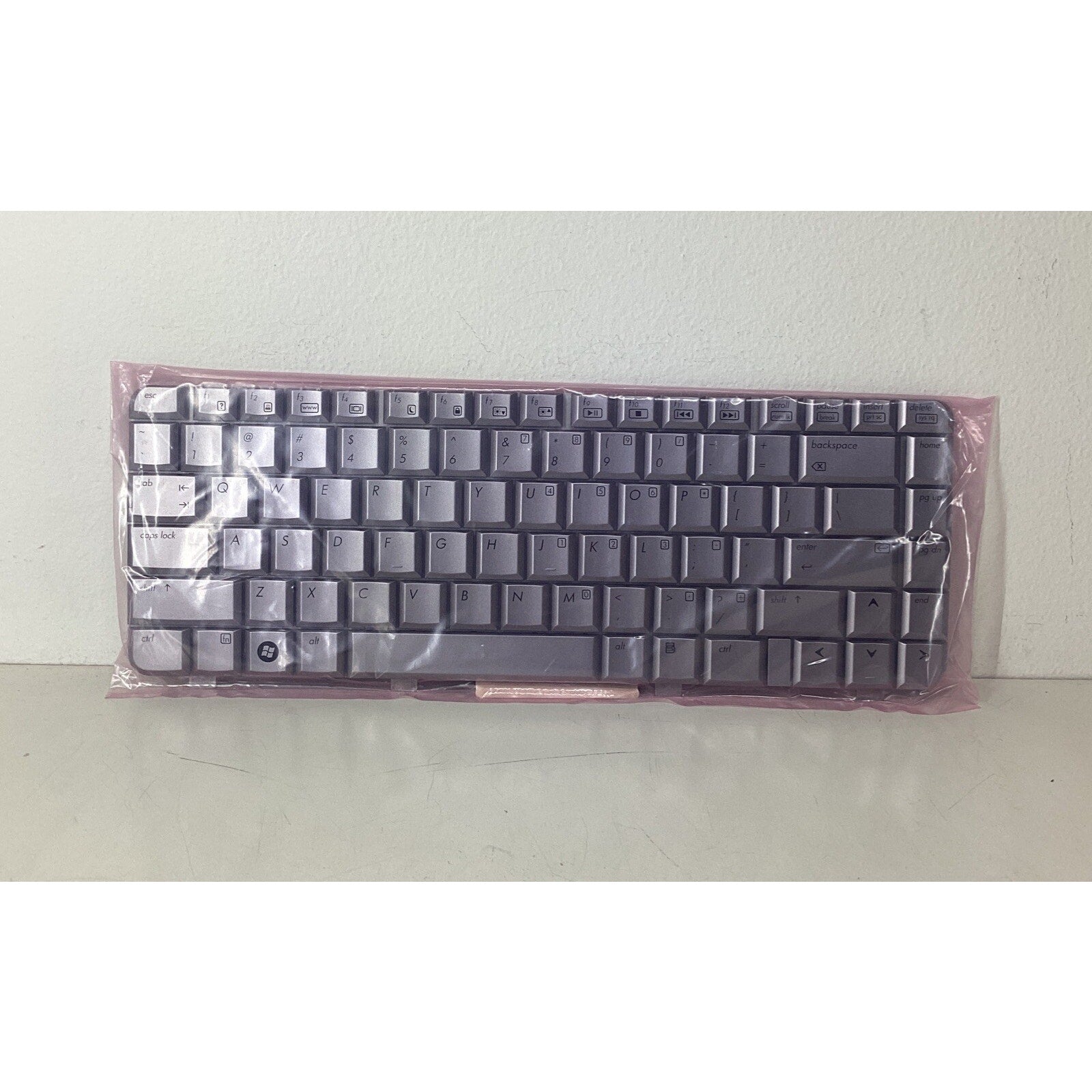 HP Pavilion dv4-1000 Keyboard PK1303Y0600 486901-001 9J.N8682.901