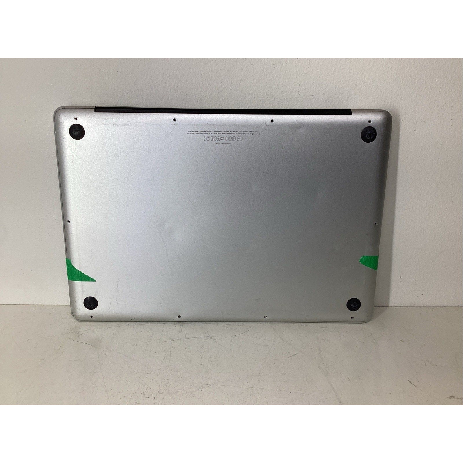 Apple MacBook Pro 2010 Model A1286 Silver Missing Parts (READ) - For Parts