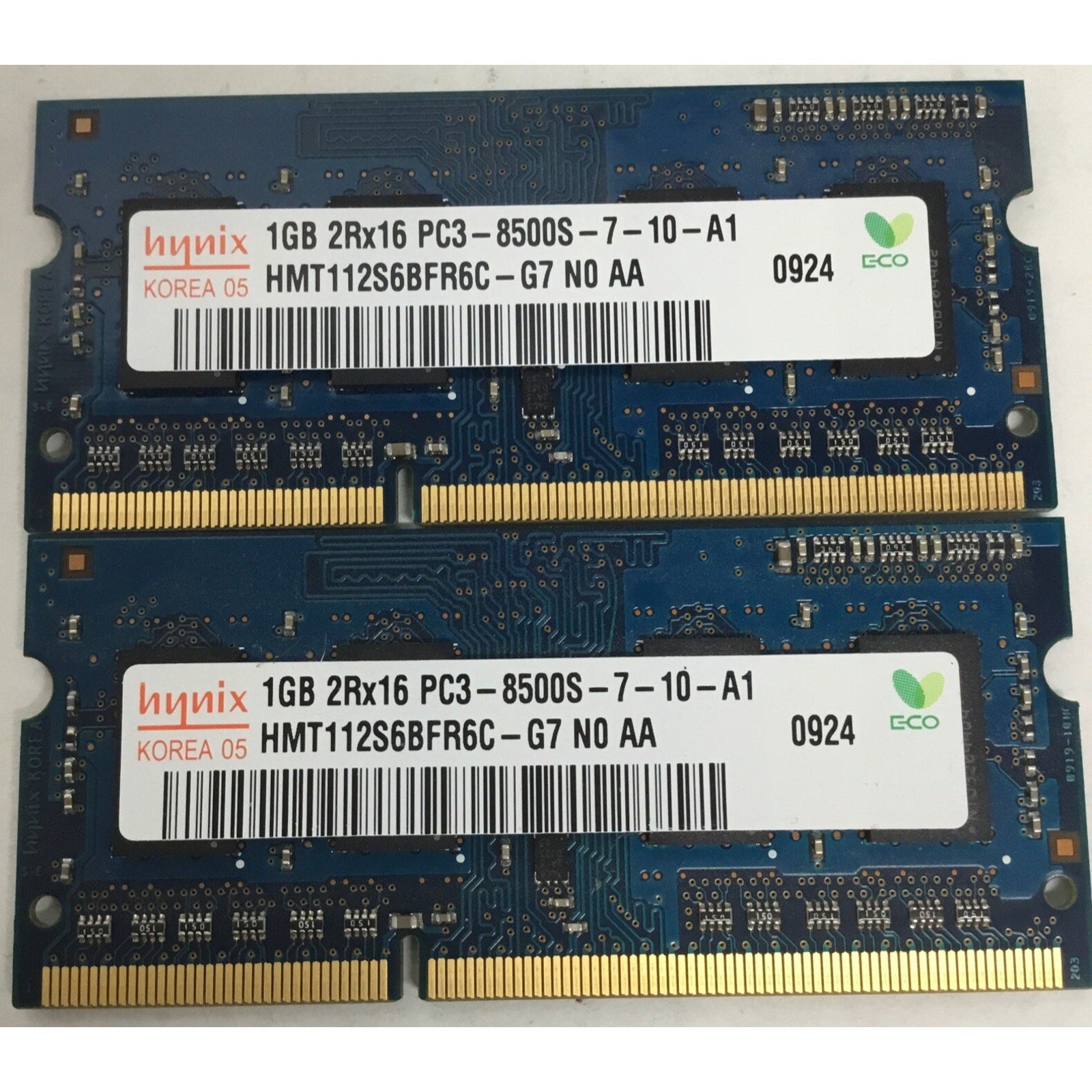 Hynix PC3 8500S 2x1GB SO-DIMM DDR3 SDRAM Memory (HMT112S6BFR6C-G7)