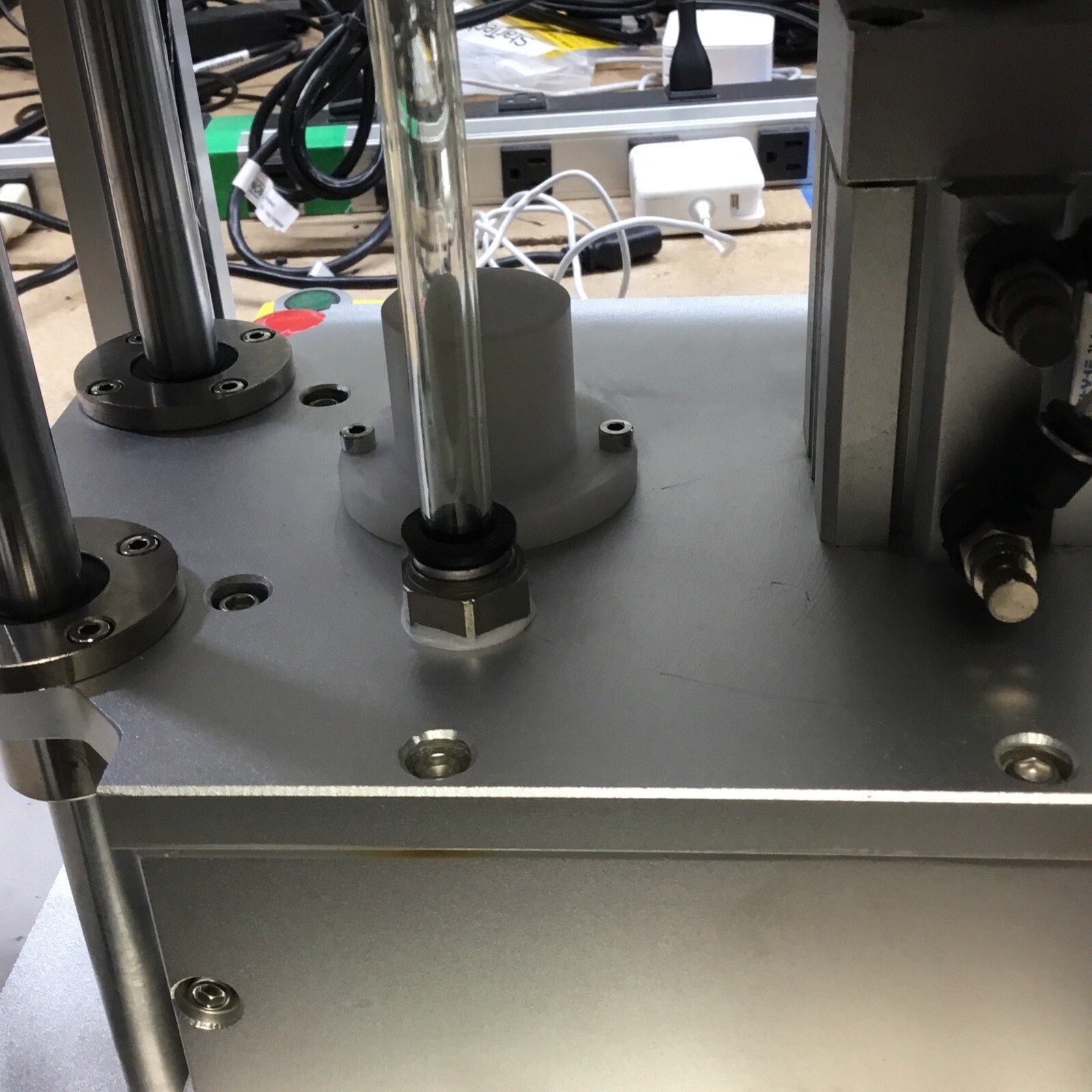 110V Vacuum Laminating Machine OCA Laminator For Phone/Pad LCD Screen