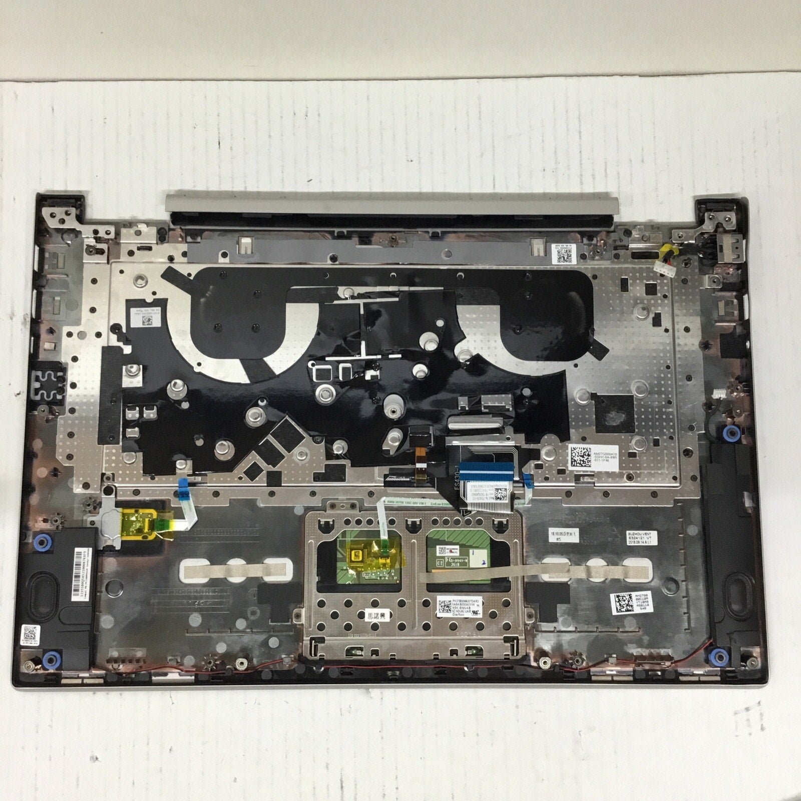 Lenovo Yoga 730-15IKB 730-15IWL 15.6" Palmrest Case Keyboard Backlit Silver