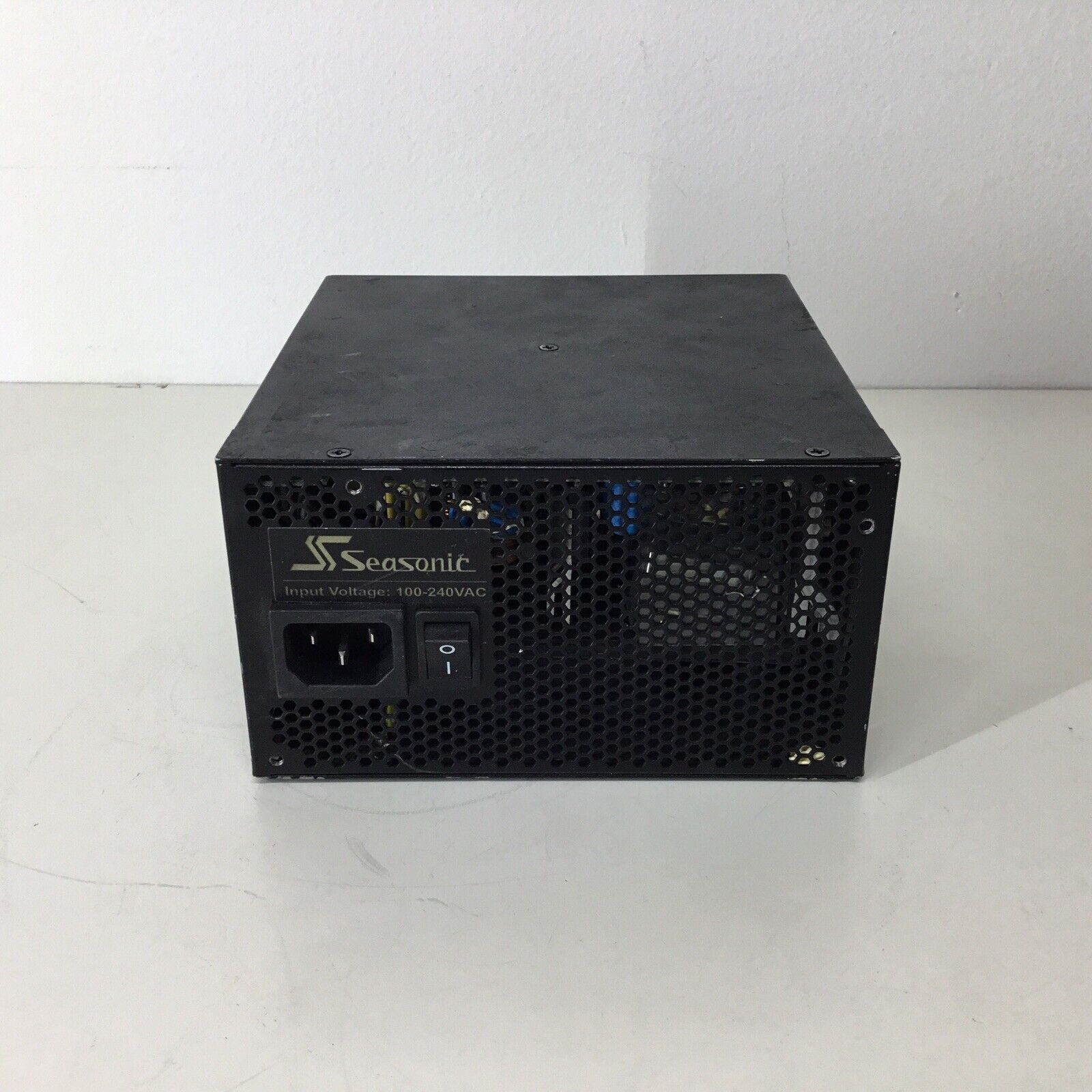 Seasonic X-Series X-650 SS-650KM Active PFC F3 Power Supply - For Parts