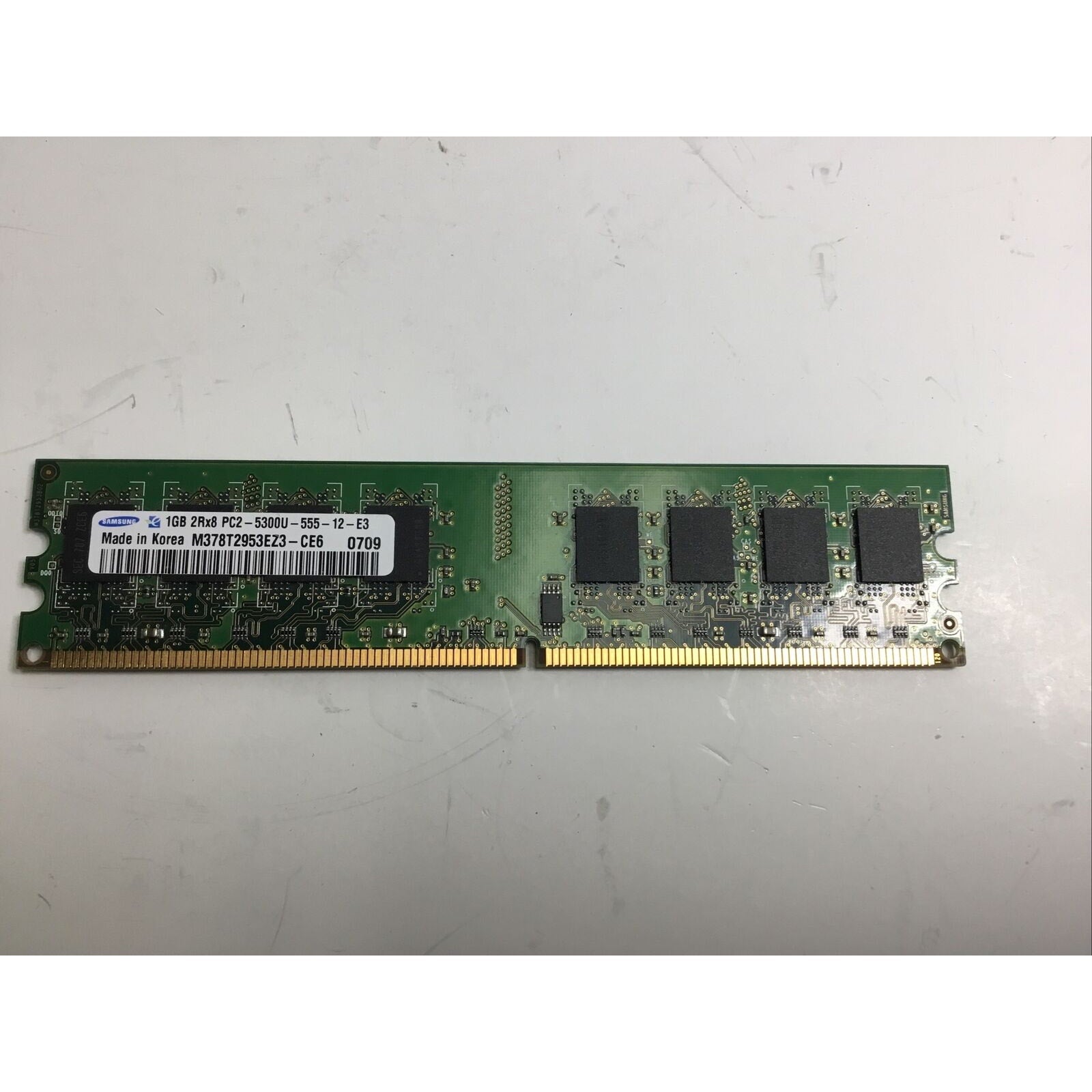 1GB Samsung DDR2-667 RAM PC2-5300U 2Rx8 M378T2953EZ3-CE6