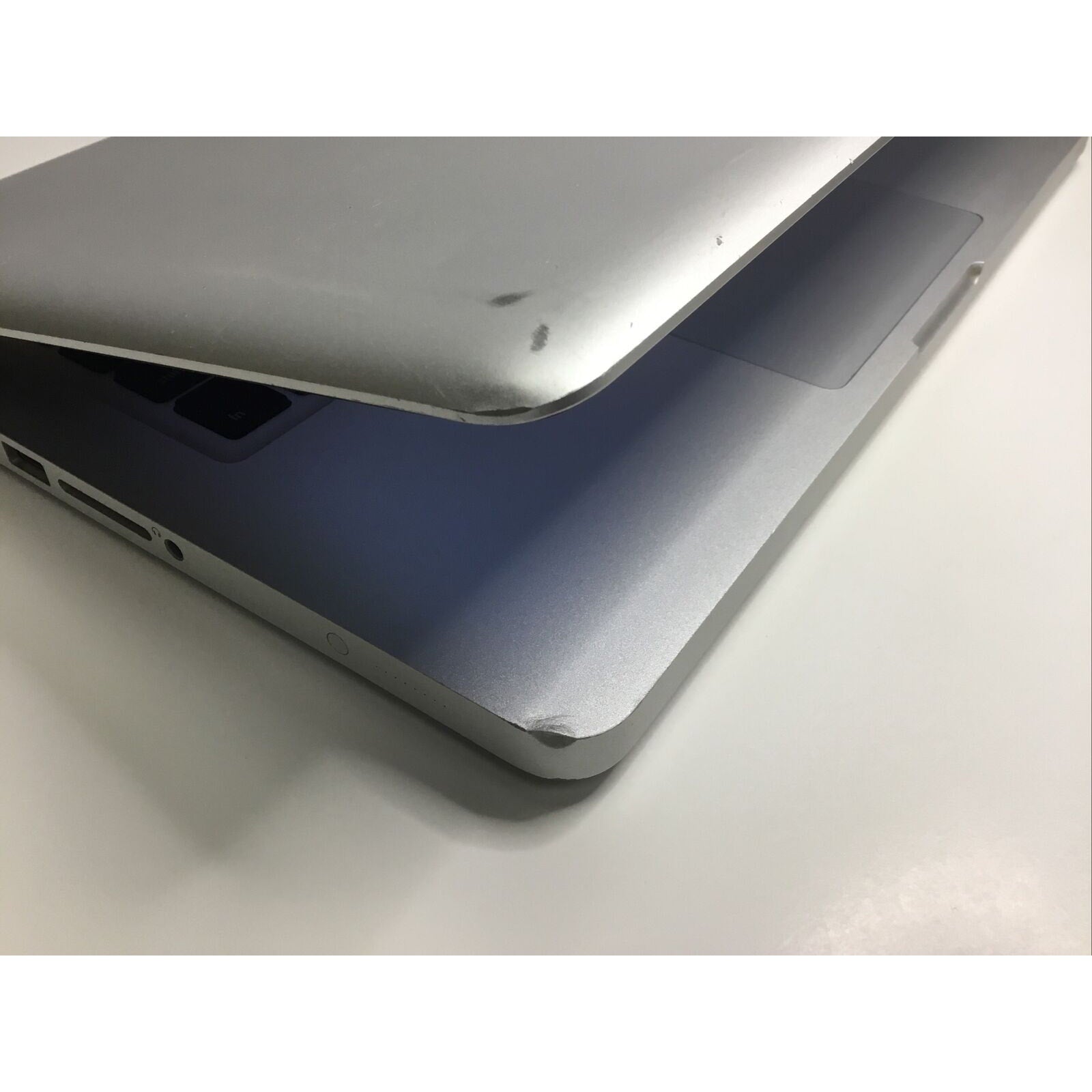 Used Apple MacBook Pro 13" A1278 Early 2011 Core i5 2.3GHz 4GB 320GB HDD