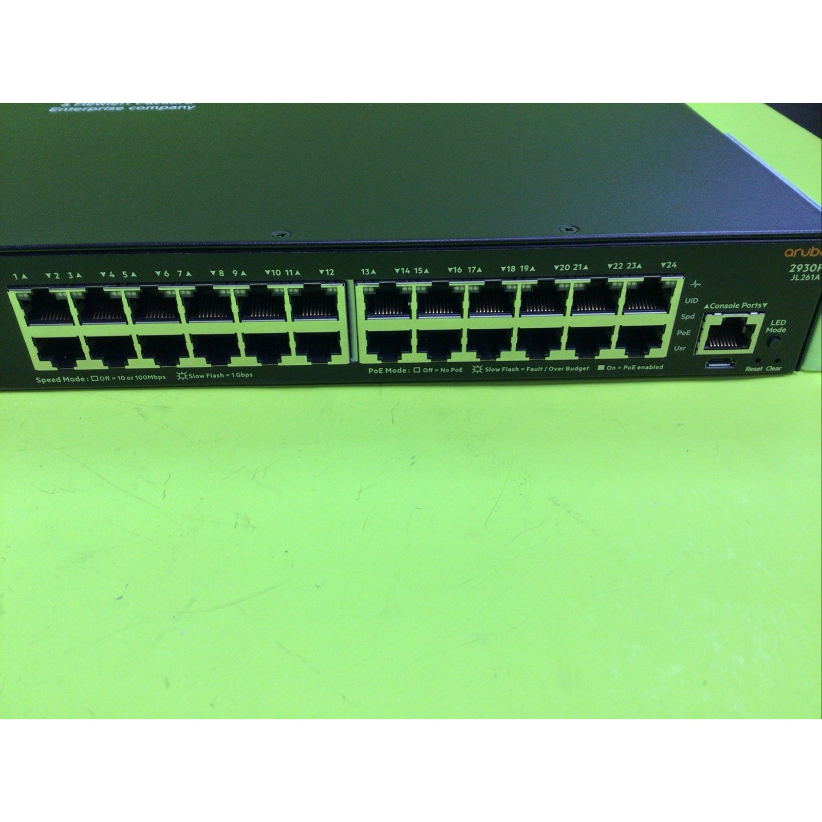 Hewlett Packard Enterprise Aruba 2930F 24 1G PoE+ 4SFP Switch JL261A