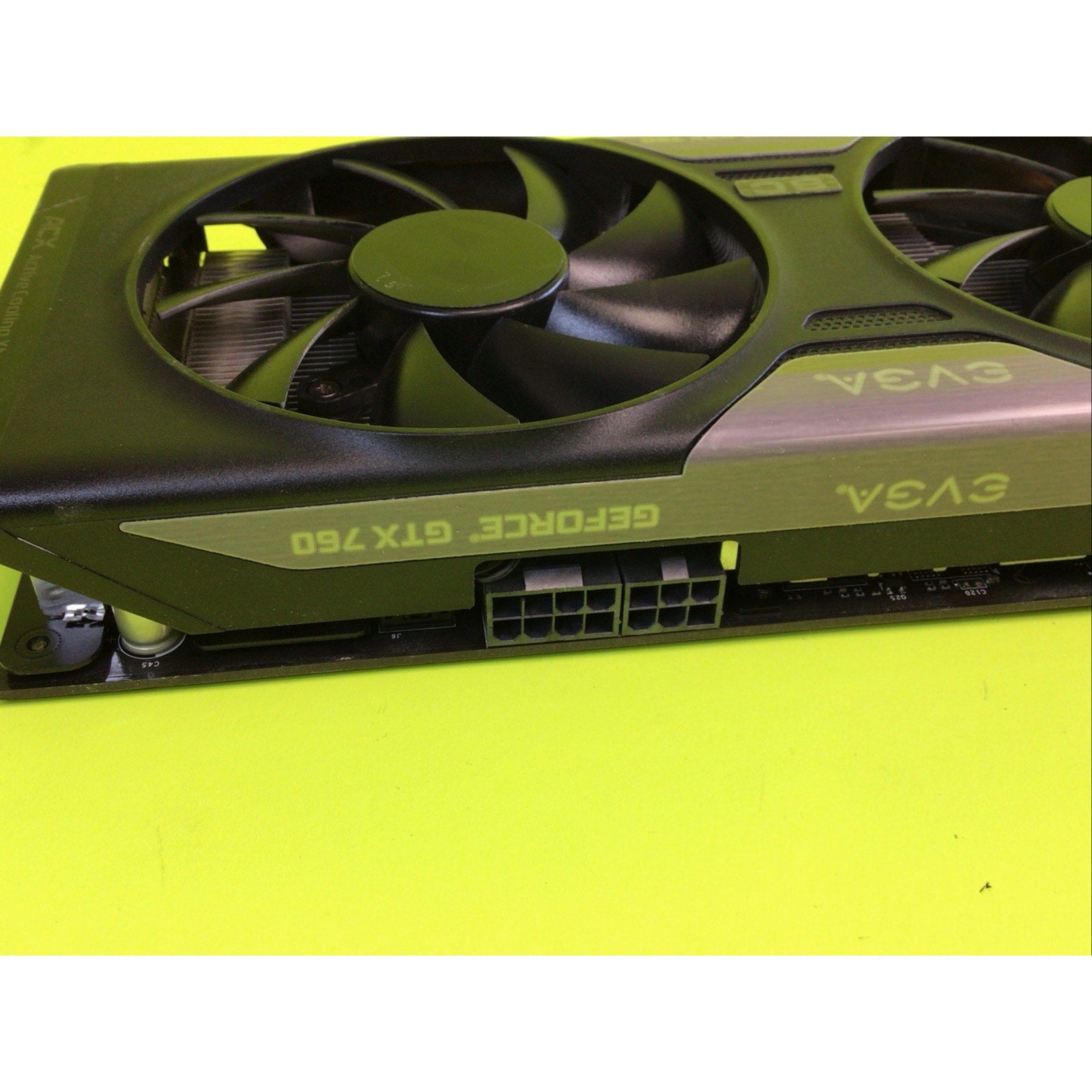 EVGA GeForce GTX 760 2GB Graphics Card (02G-P4-2765-KR)