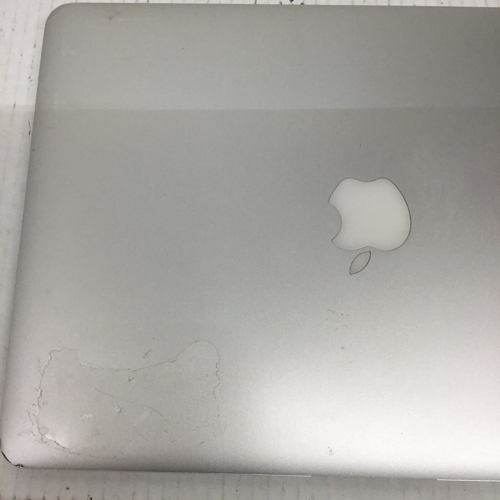 Apple MacBook Air A1466 For Parts READ DESC
