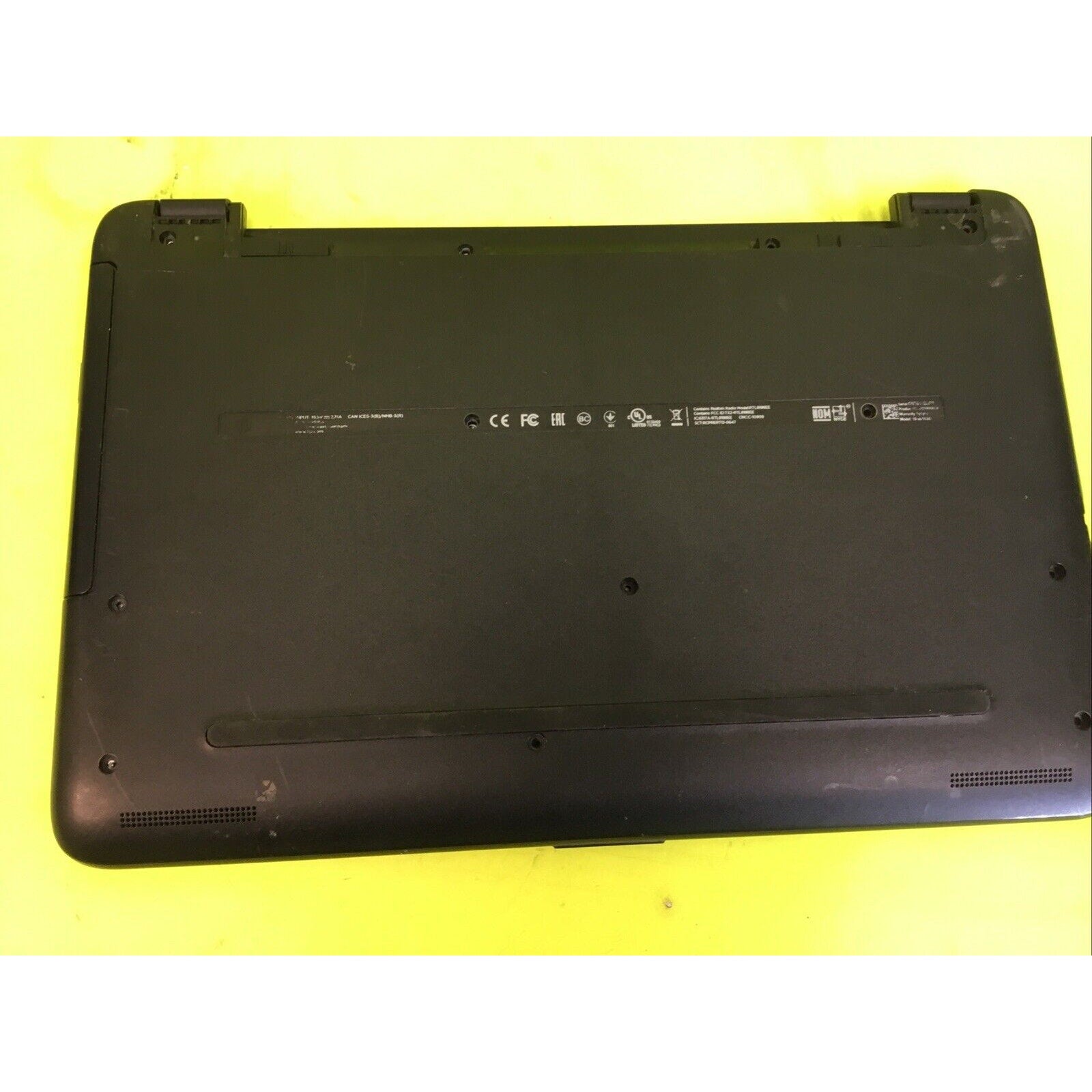 HP 15-ac143dx FOR PARTS REPAIR or RECYCLE