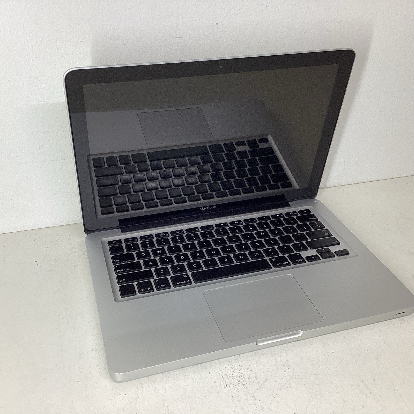 MacBook Pro 13" 2008 Core 2 Duo 4GB RAM 500GB HDD A1278 - For Parts