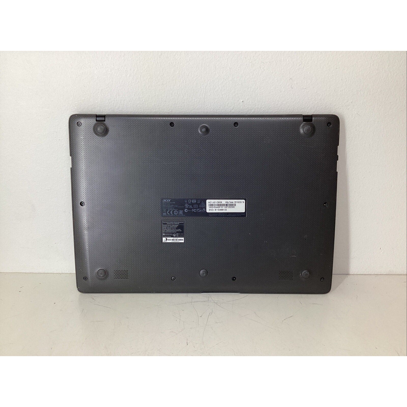 Acer Aspire One CloudBook 14 AO1-431-C8G8 N15V2 2GB RAM 32GB eMMc - For Parts