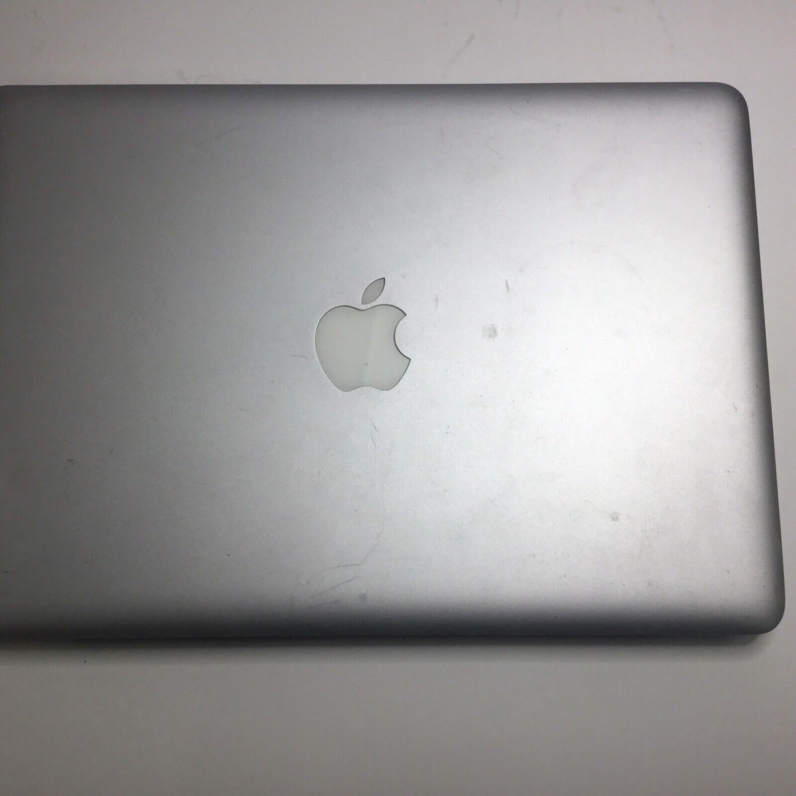 Used Apple MacBook Pro 13" 2010 Core 2 Duo 2.4GHz 4GB Ram 250GB HDD