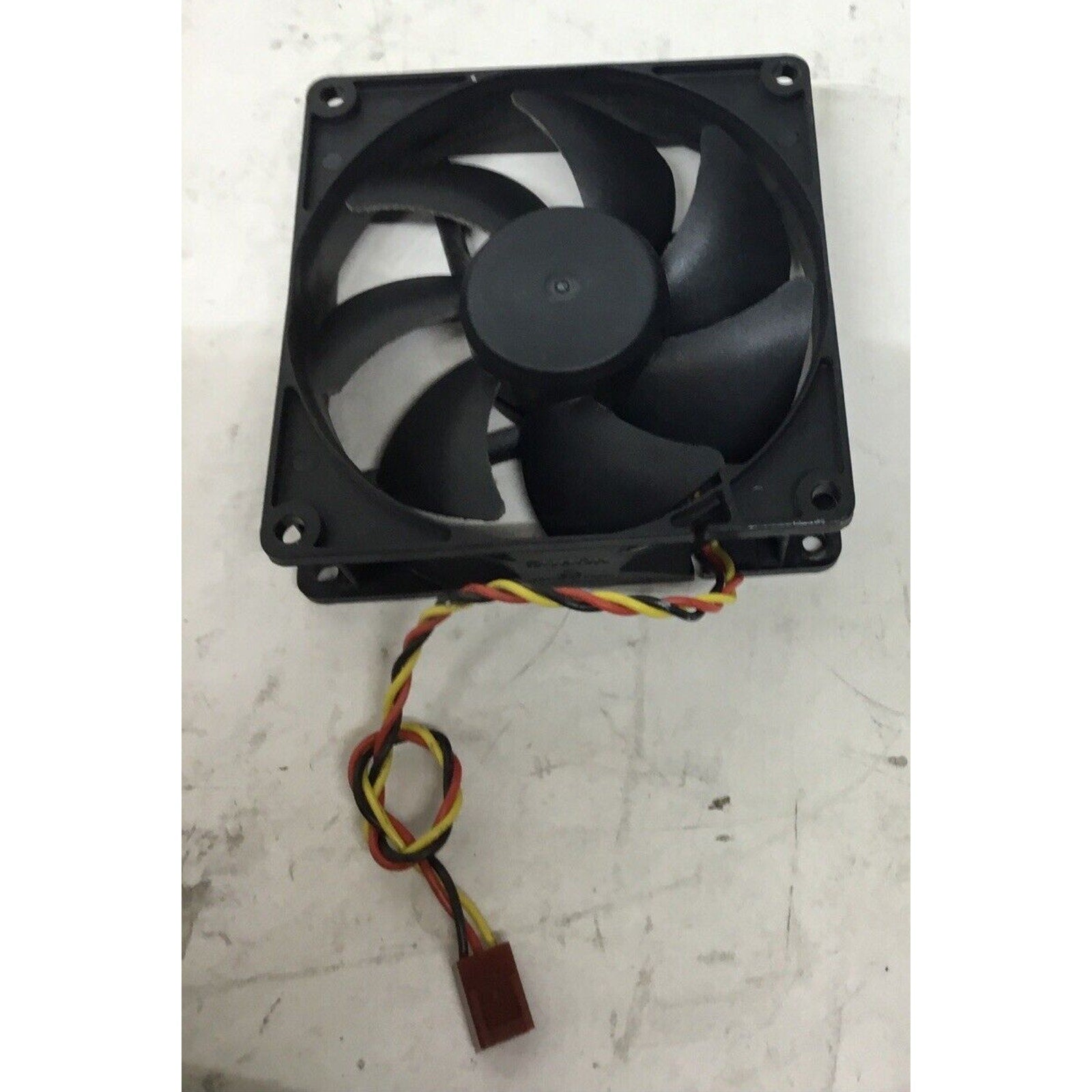 Sunon EE92251S2-Q010-C99 12V 3-Pin 92mm x 92mm x 25mm Rear Case Computer Cooling