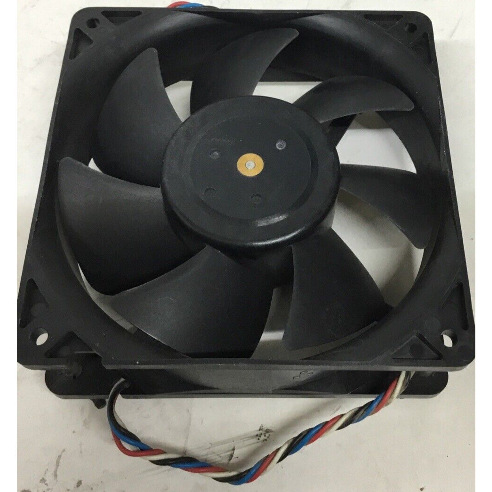 Nidec B35502-35 TA450DC 120mm x 38mm 12v Fan 12V DC 1.40A
