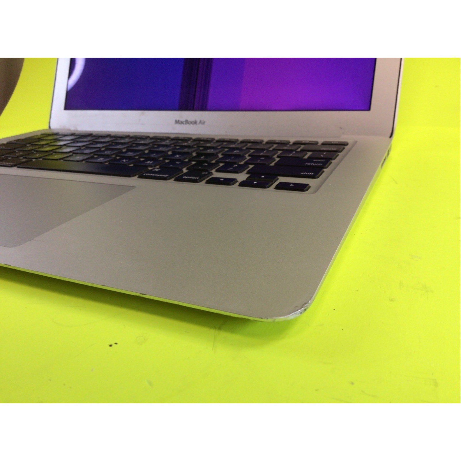 Apple MacBook Air 2012 A1466 FOR PARTS or REPAIR