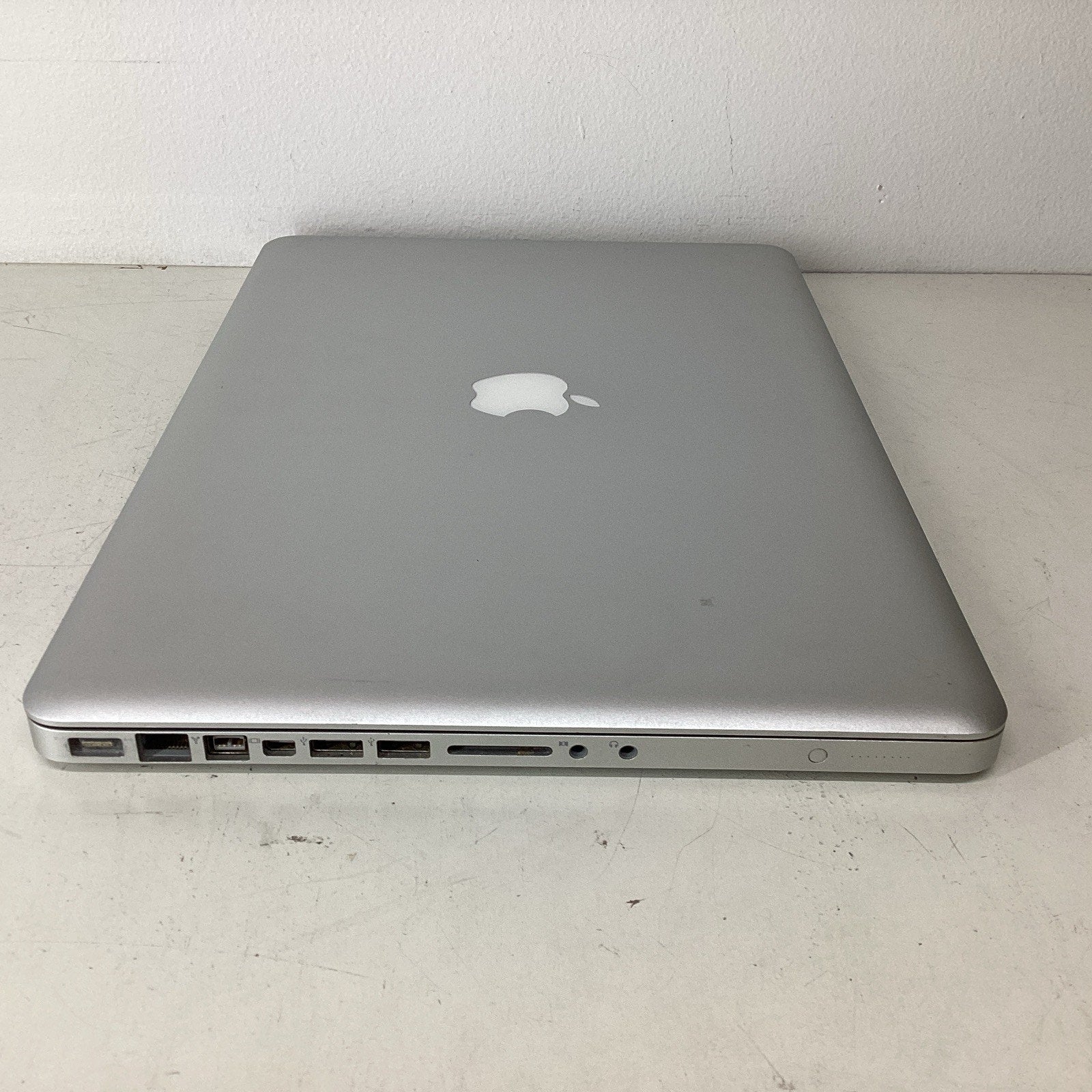 MacBook Pro 15" A12866 i5 Core 4GB RAM 320GB HDD - For Parts (READ)