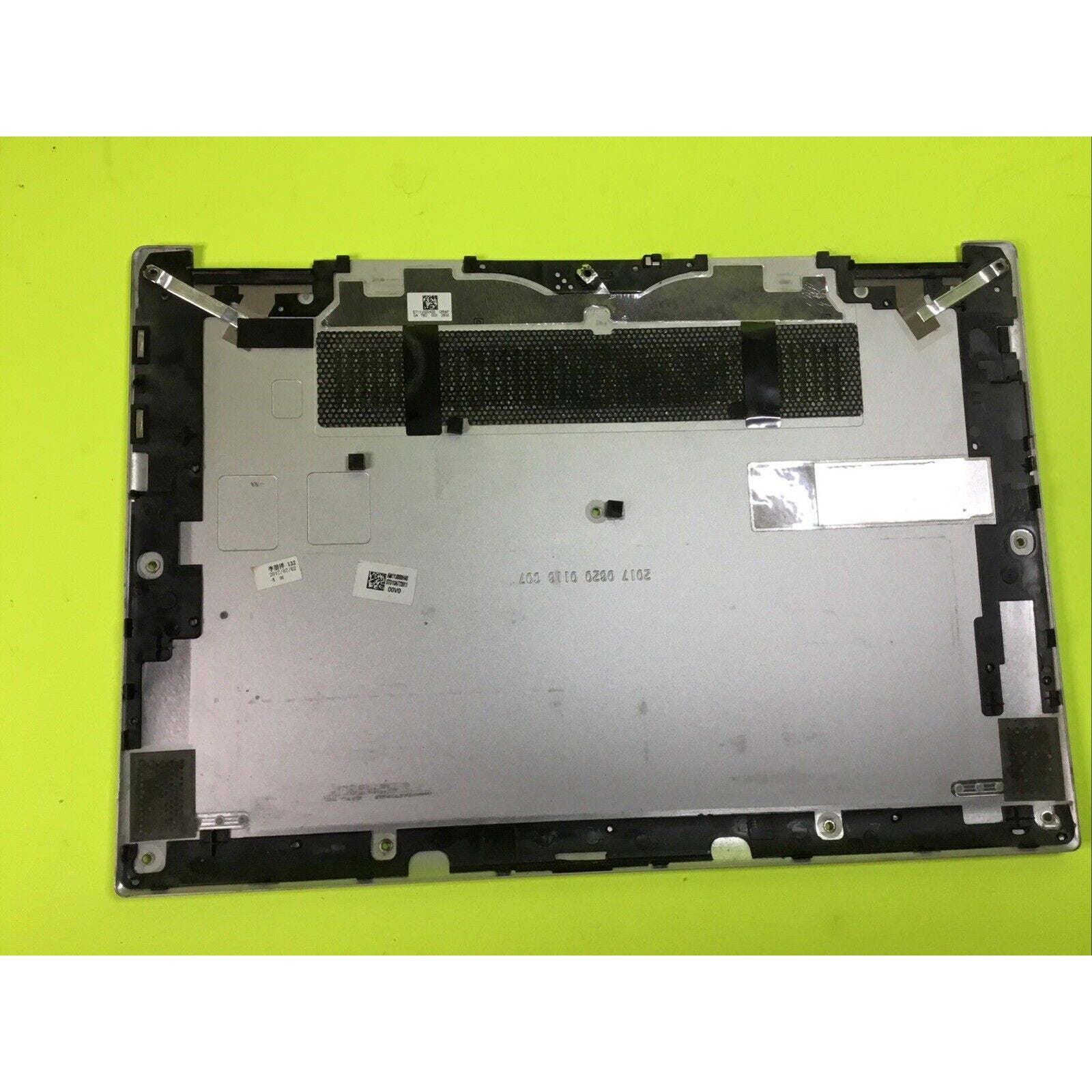 Lenovo YOGA 720-13IKB Bottom Case Shell Silver