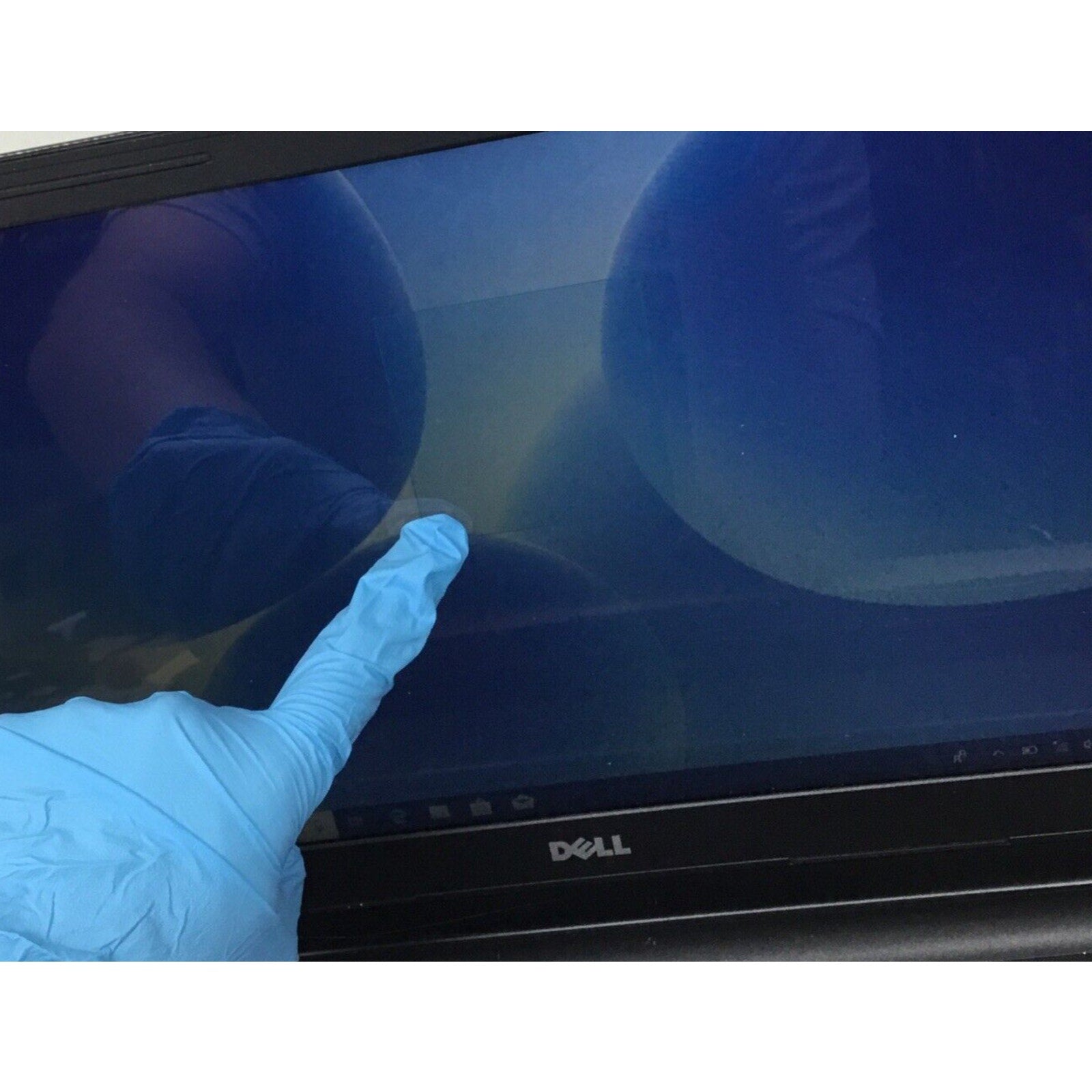 Dell Inspiron 15-3567 Touchscreen Intel Core i5-7200U 256GBHDD 8GB Ram Win10Home