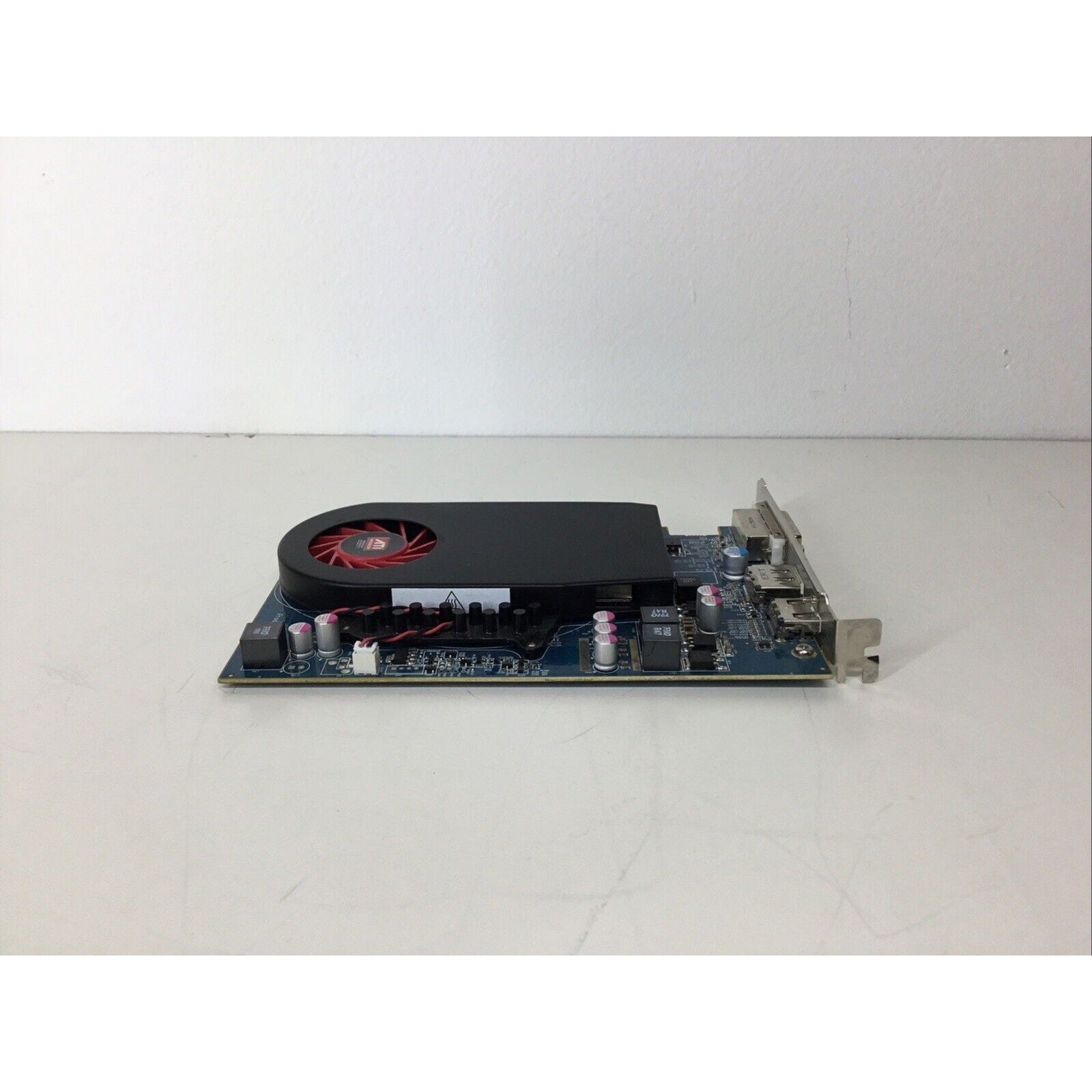 673607-001 Radeon DDR5 PCI Desktop Video Card - For Parts