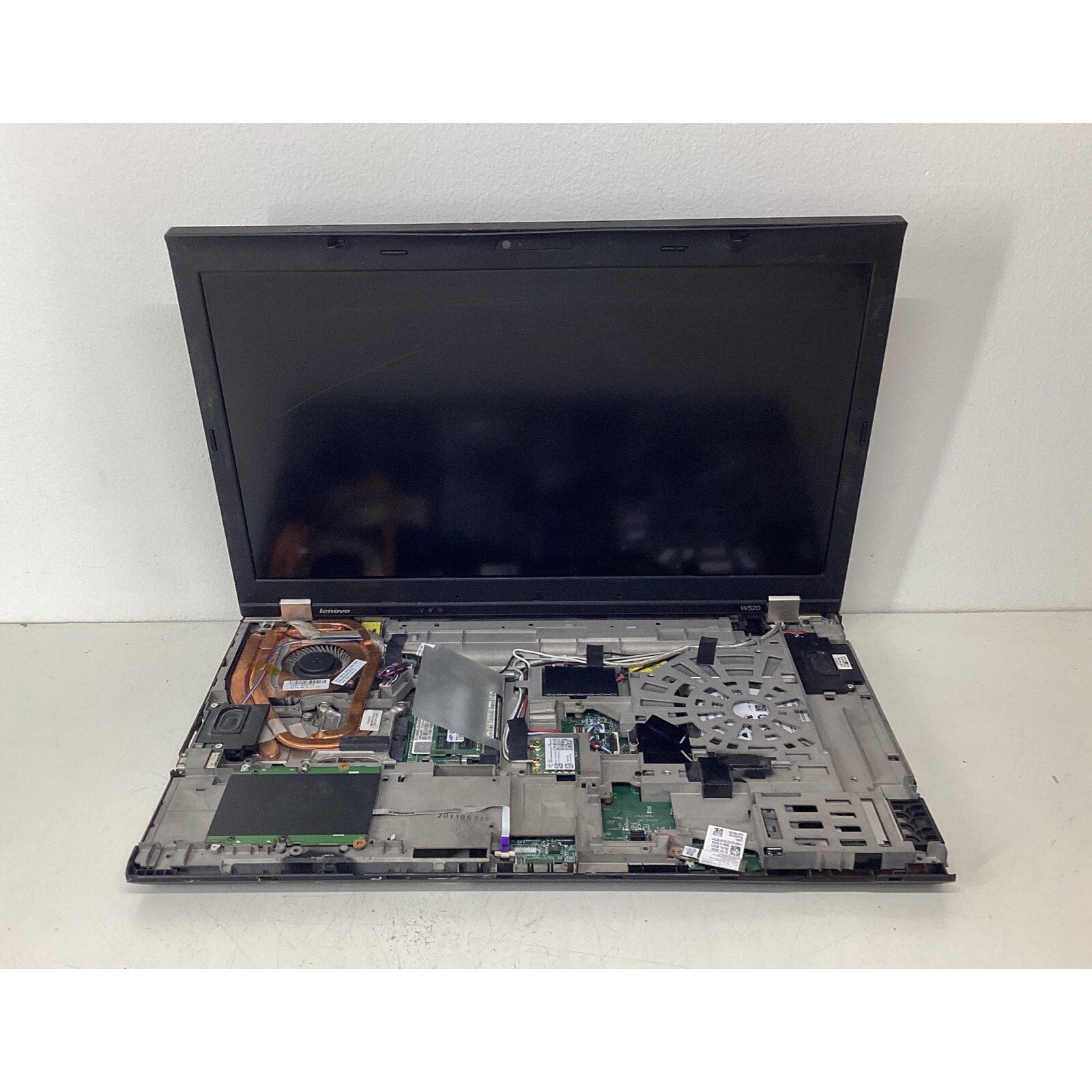 Lenovo Thinkpad W520 4270-CTO Laptop 8GB RAM 750GB - For Parts