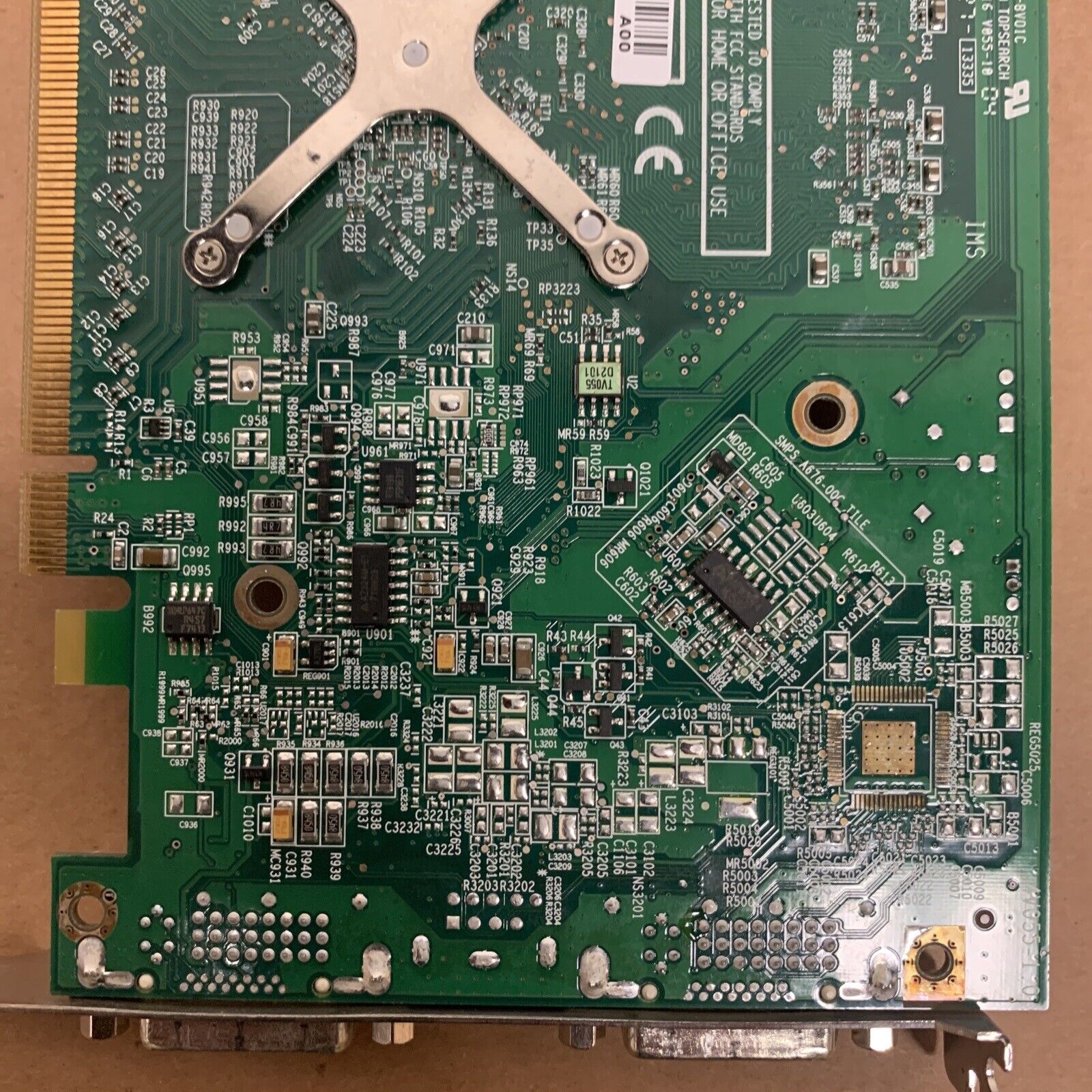 Dell ATI FireGL V3400 128MB PCIe Graphics Card 0YG666 YG666 109-A67131-01