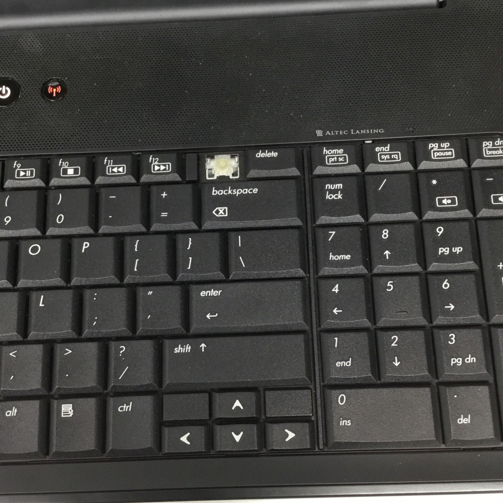 15.6" Laptop Compaq Presario CQ70-120US Notebook PC For Parts READ DESC