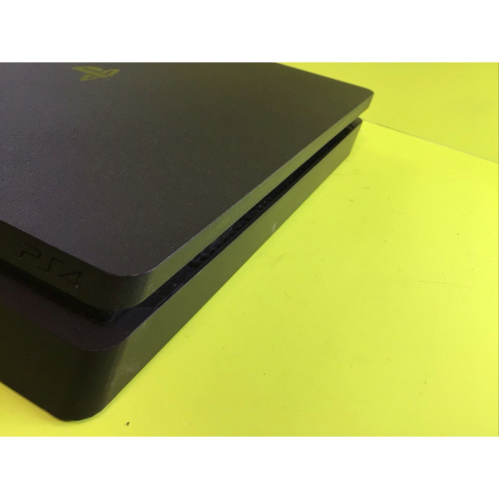 PlayStation 4 Slim 500GB SSD CUH-2215B