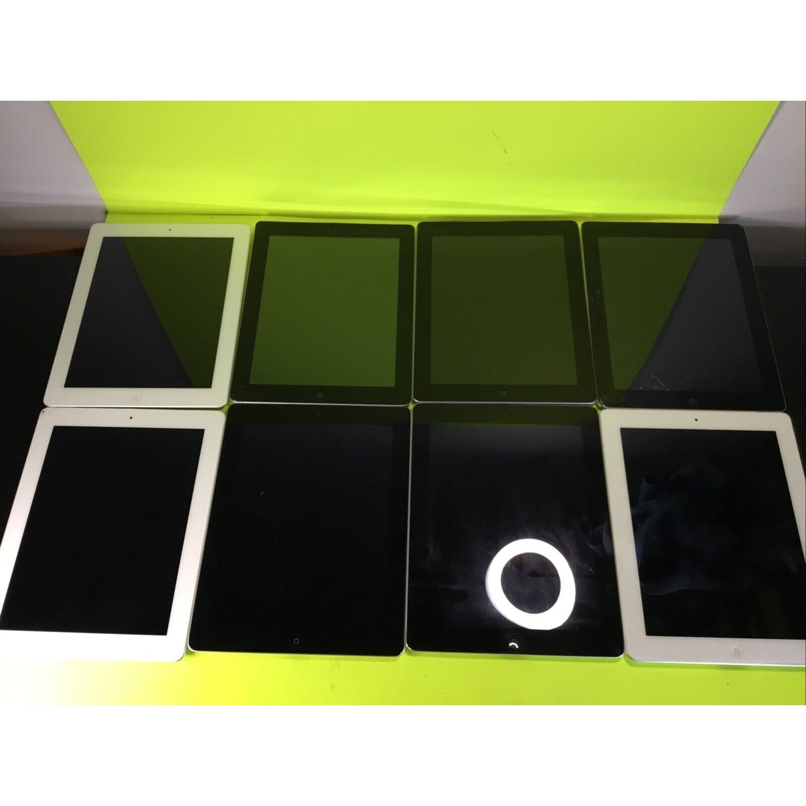 Lot of 8 Vintage iPad 3/4 FOR PARTS GOLD RECOVERY or RARE EARTH RECOVERY