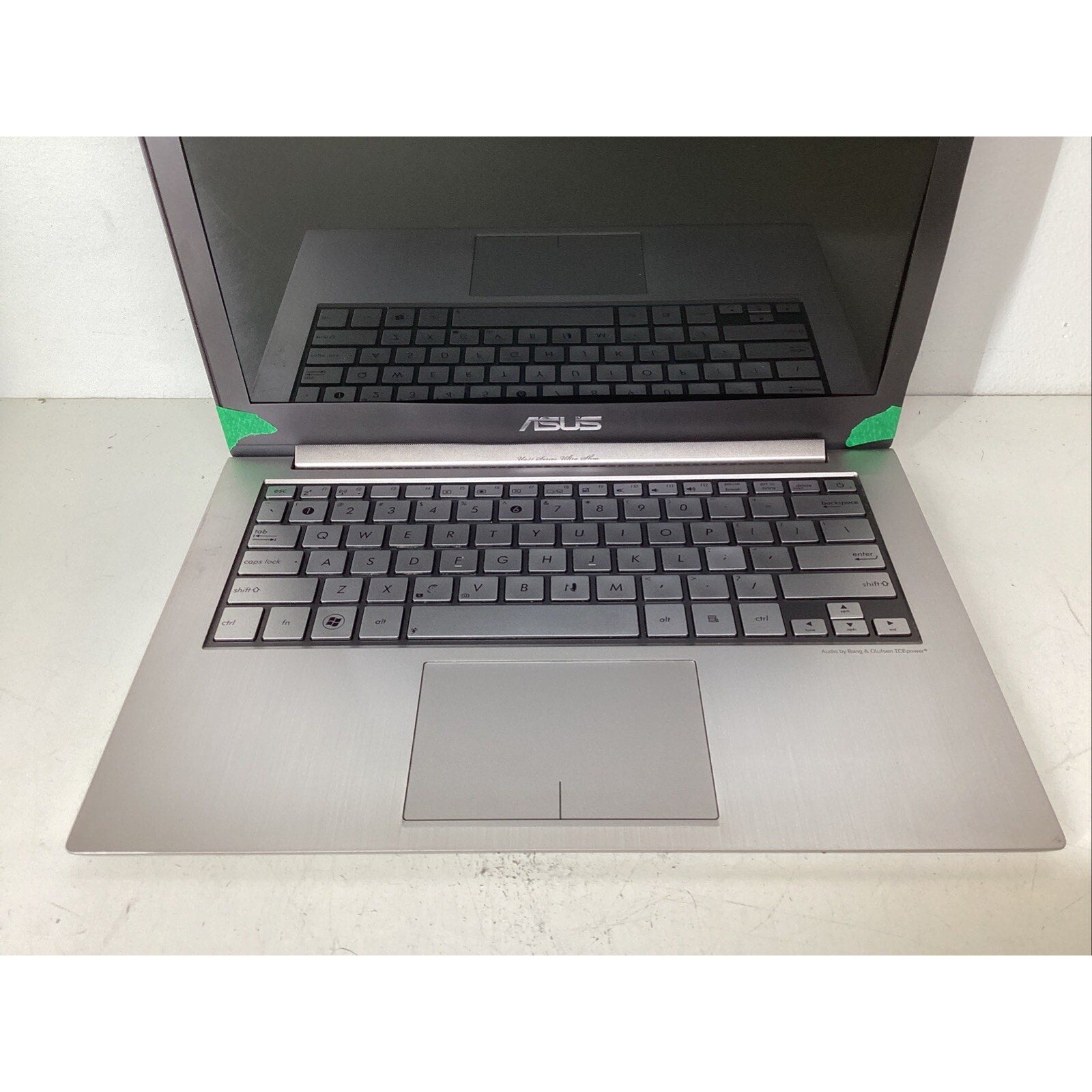 Asus Zenbook UX31E 13.3" 128GB SSD Bad Screen - For Parts