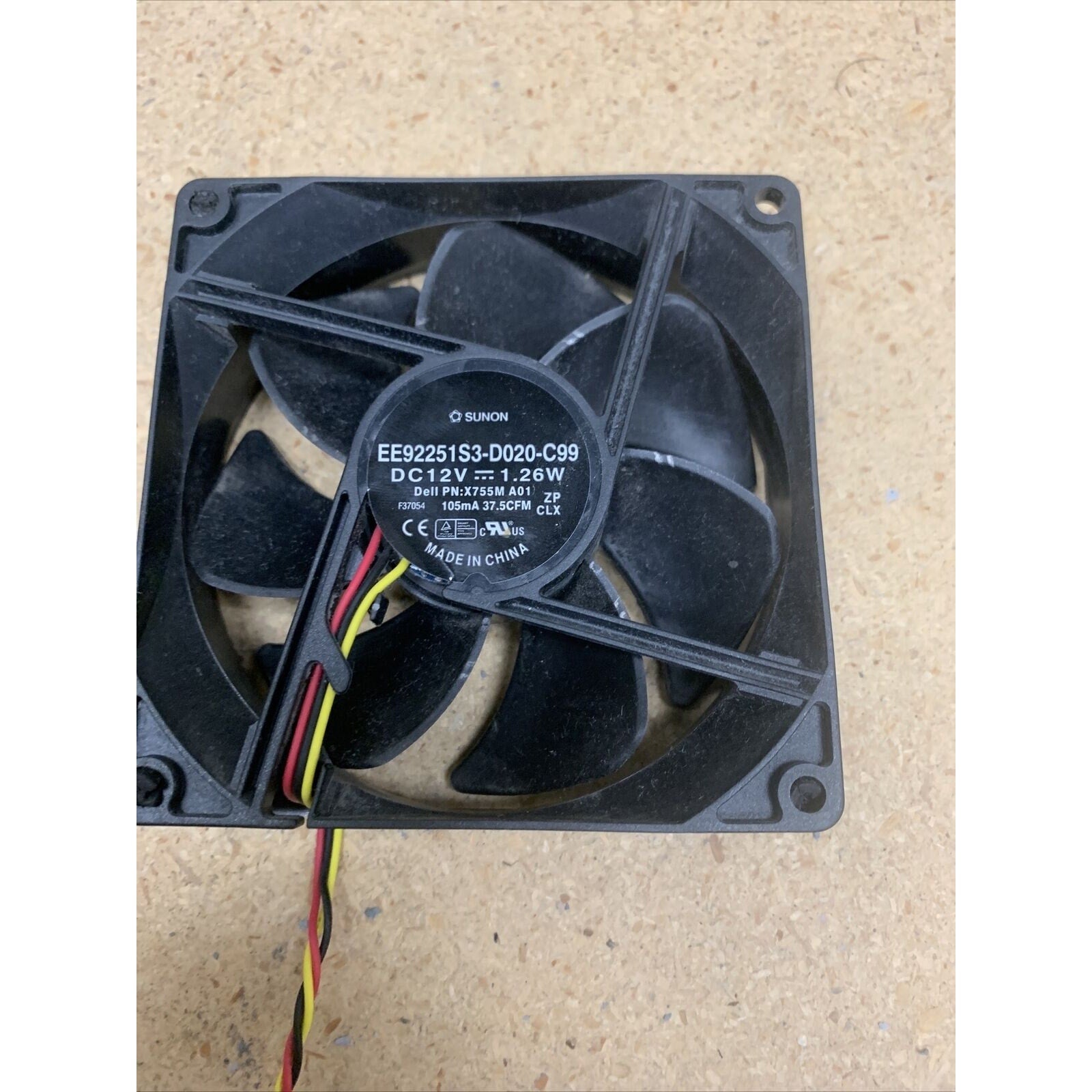 SUNON EE92251S3-D020-C99 Delll PN: X755M A01 12V 9025 3-pin DC fan