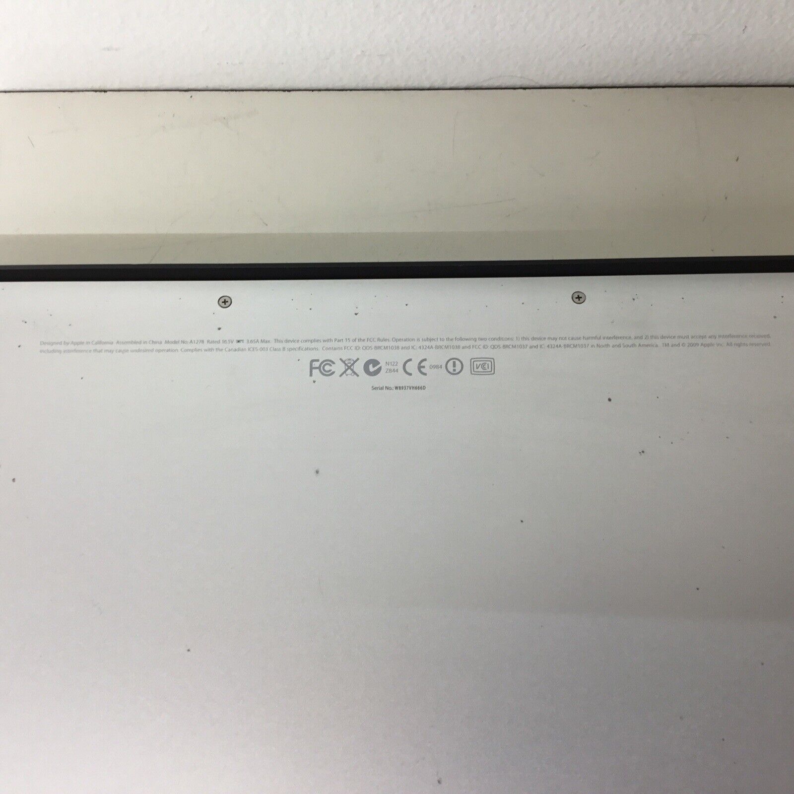 Apple MacBook Pro 13" Mid 2009 Core 2 Duo 2.26GHz 160GB HDD 2GB DDR3 - For Parts