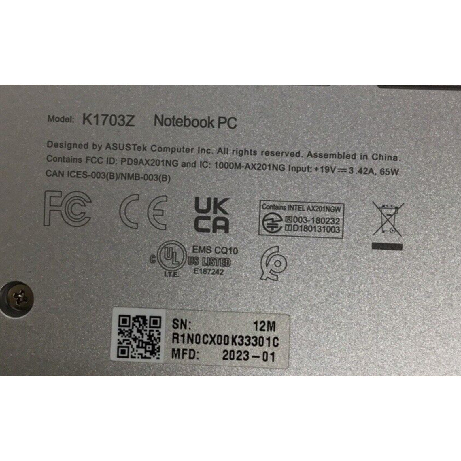 Asus VivoBook K1703ZA Core™ i3-1220P 500GB SSD 16GB 17.3" (1920x1080) WIN11