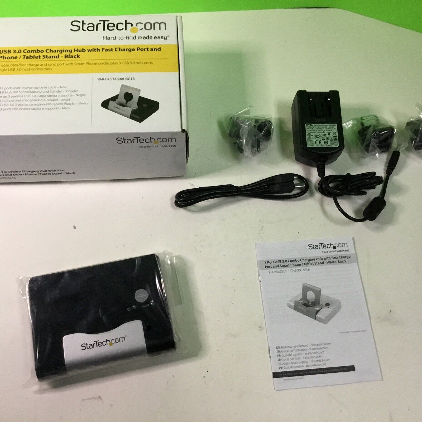 Startech 3 Port USB 3.0 Hub for Laptops And Windows-based Tablets + Fast-Charge