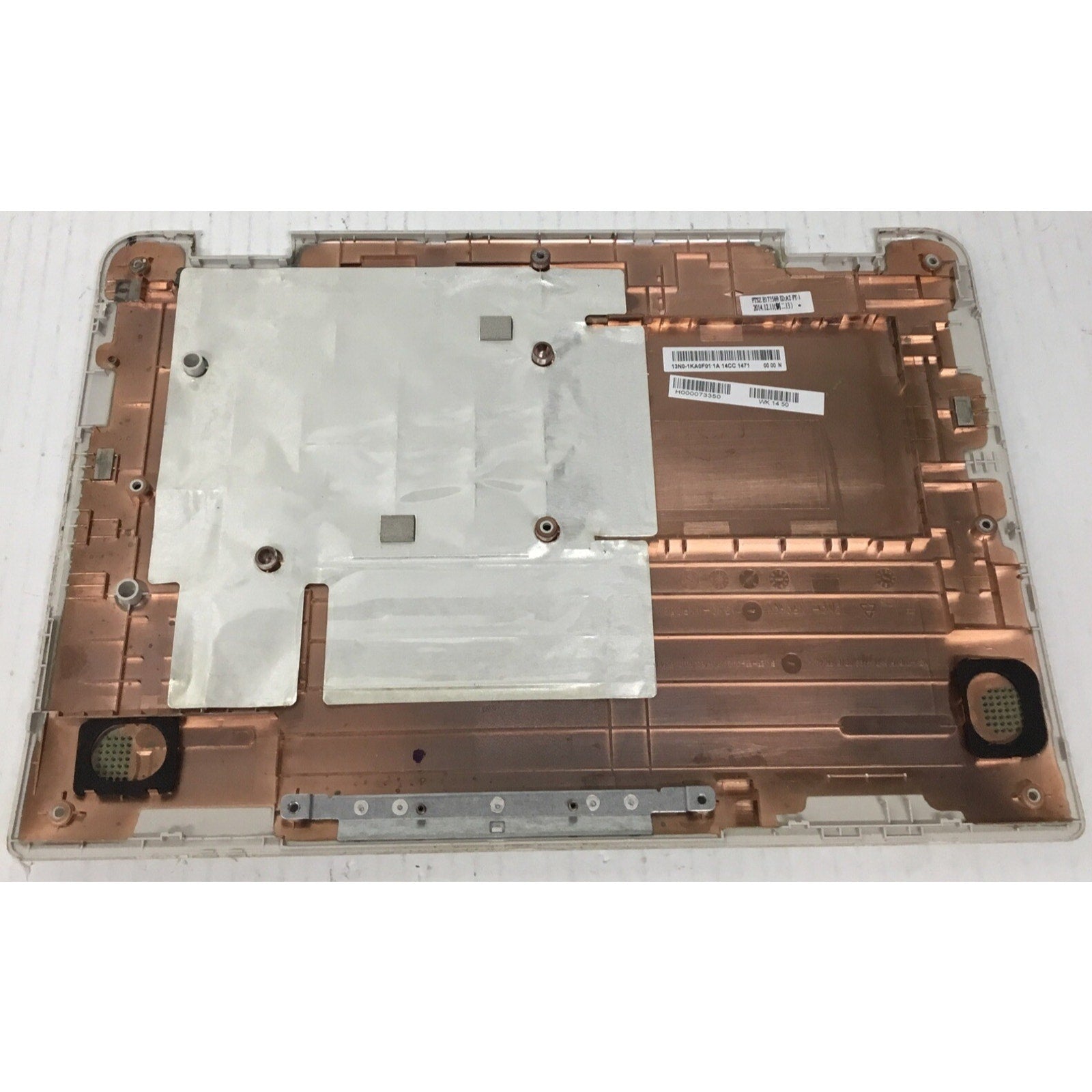 13N0-1KA0F01 H000073350 GENUINE TOSHIBA BASE COVER L15W-B1208X