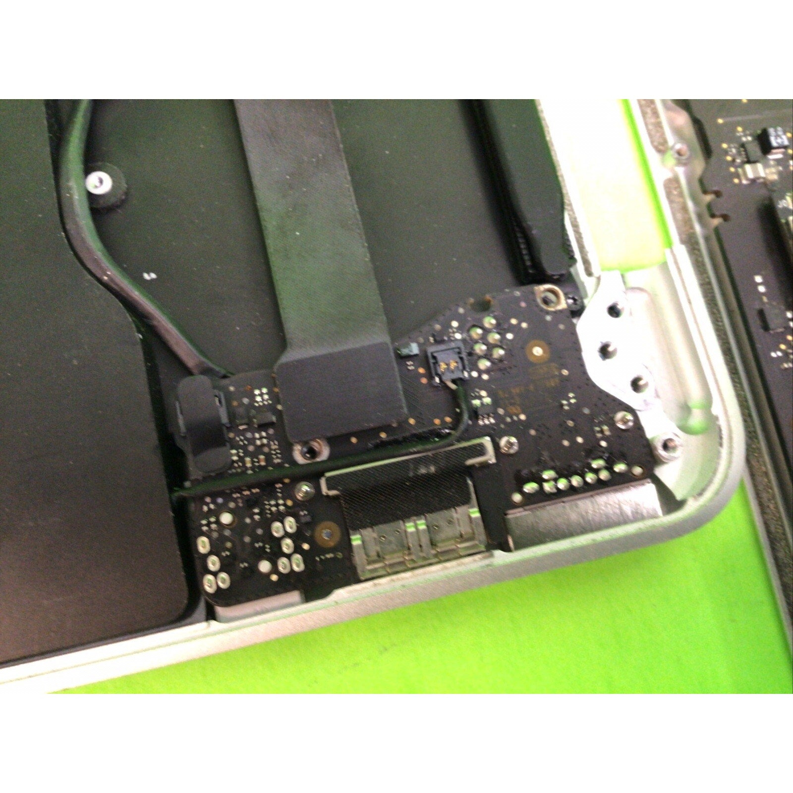 Lot of 2x MacBook Air A1466 Palm Rest Motherboard Assembly FOR PARTS or RECYCLE