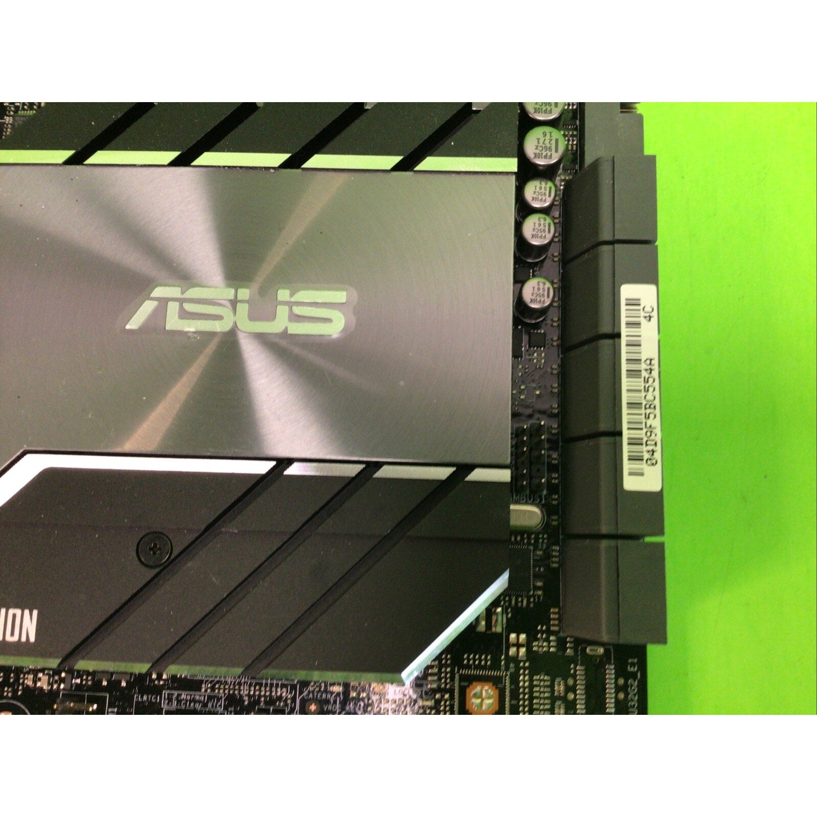 ASUS Pro WS C621-64L SAGE Motherboard Intel C621 LGA 3647 DDR4 w/CPU HEATSINK