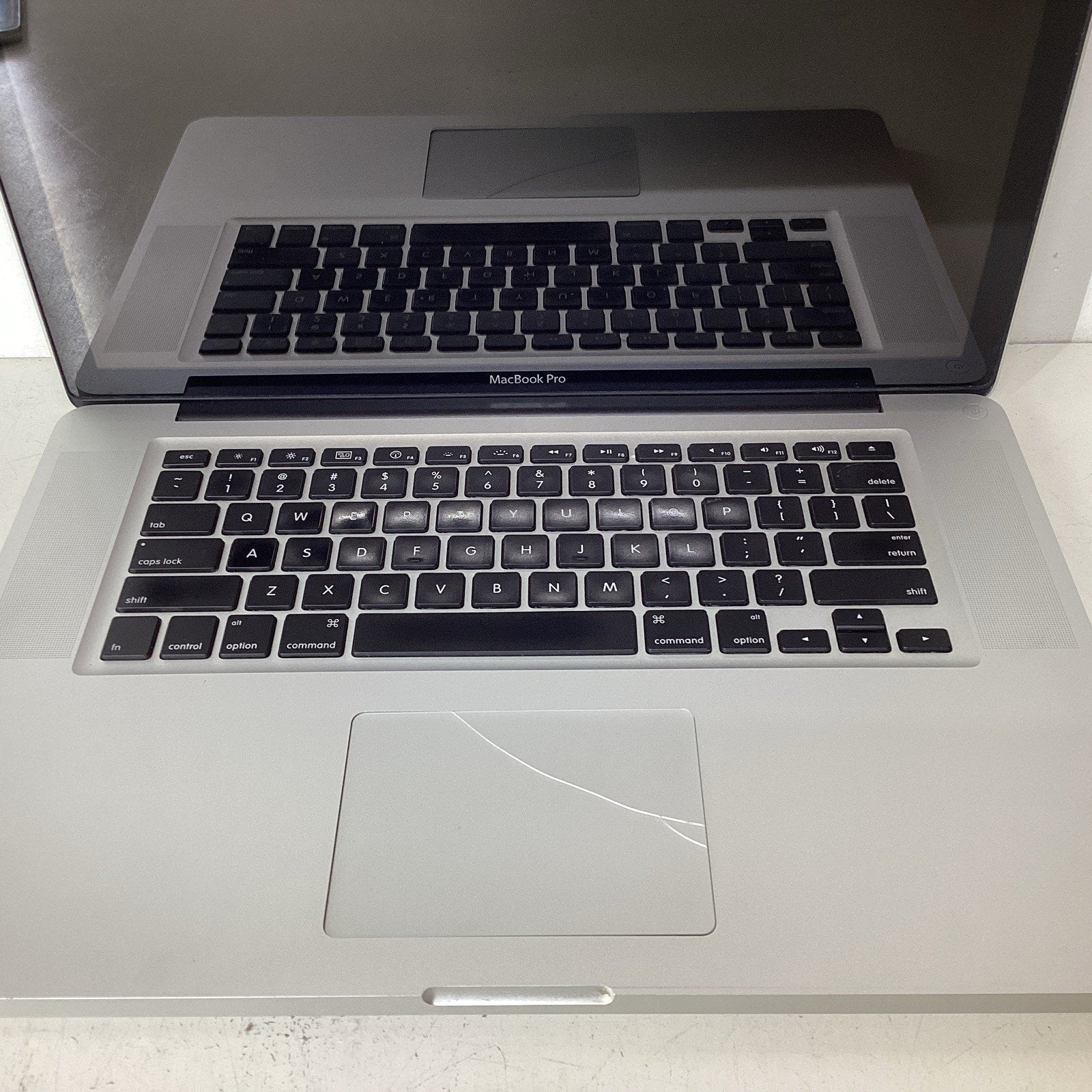MacBook Pro 15" A12866 i5 Core 4GB RAM 320GB HDD - For Parts (READ)