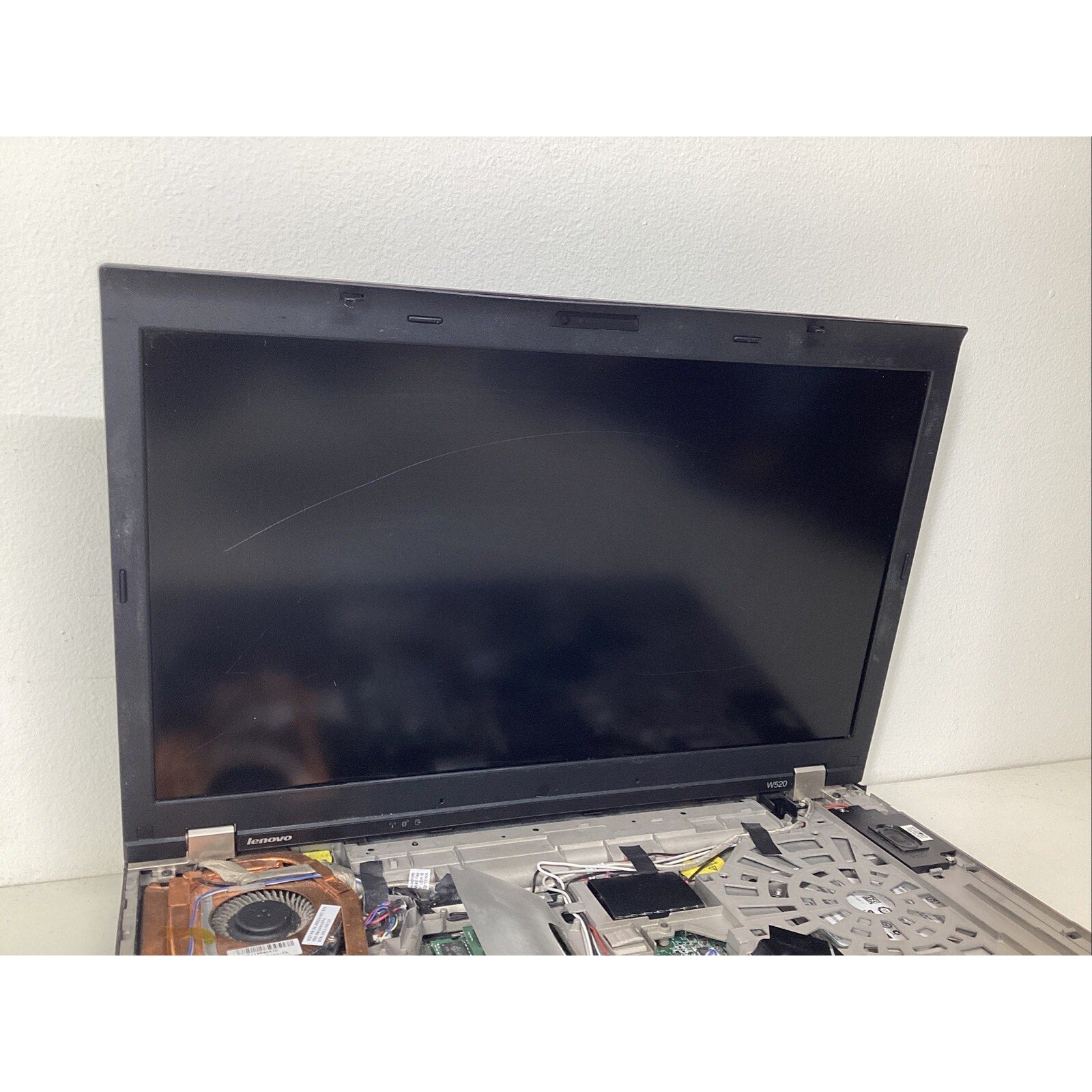 Lenovo Thinkpad W520 4270-CTO Laptop 8GB RAM 750GB - For Parts