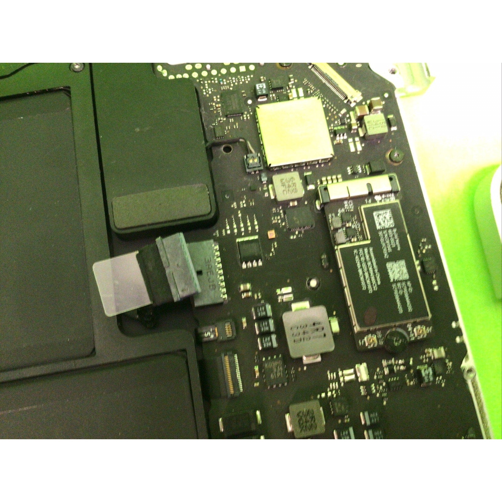 Lot of 2x MacBook Air A1466 Palm Rest Motherboard Assembly FOR PARTS or RECYCLE