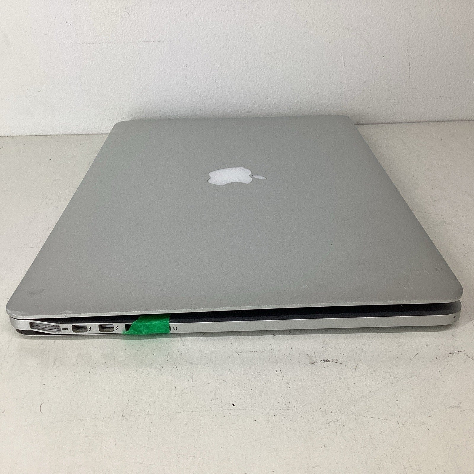 Apple MacBook Pro A1398 15" Intel Core i7 - For Parts