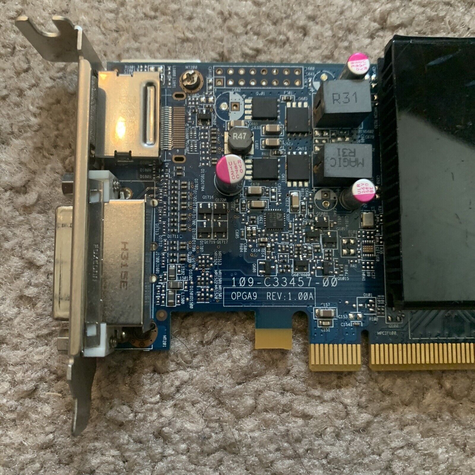 DELL AMD Radeon HD 7570 1GB GDDR5 DVI Display Video Card - Low Profile - 0KFWWP