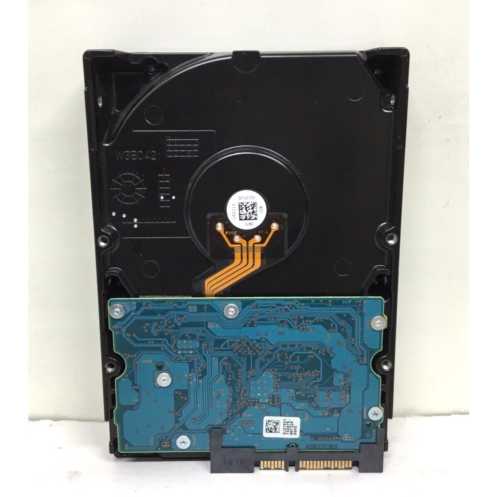 Toshiba 2TB HDD 7200RPM 64MB Cache SATA III 6.0Gb/s 3.5" Hard Drive DT01ACA200