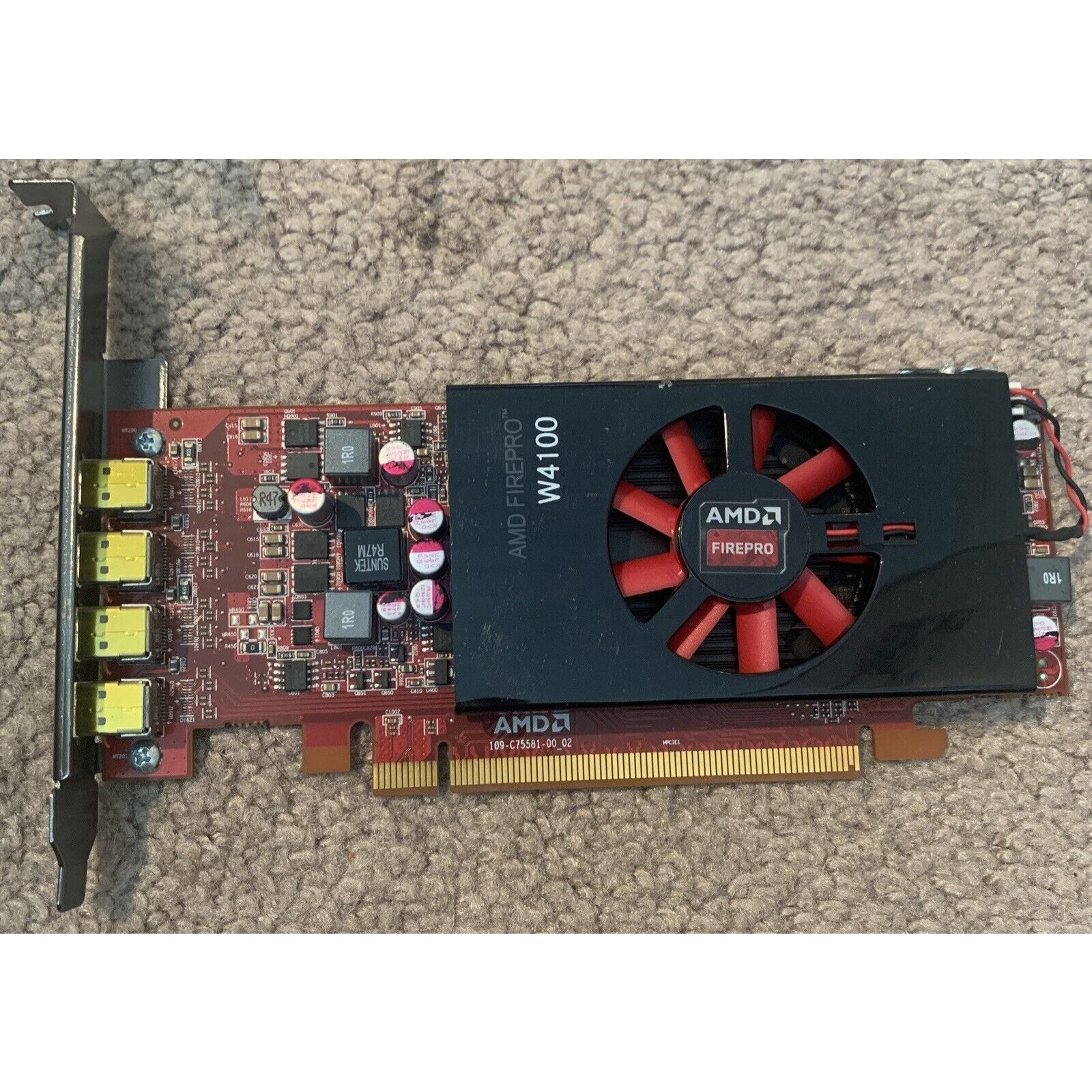 AMD FIREPRO W4100 2GB GDDR5 QUAD PCIE X16 3.0 VIDEO CARD 25D14 / 025D14