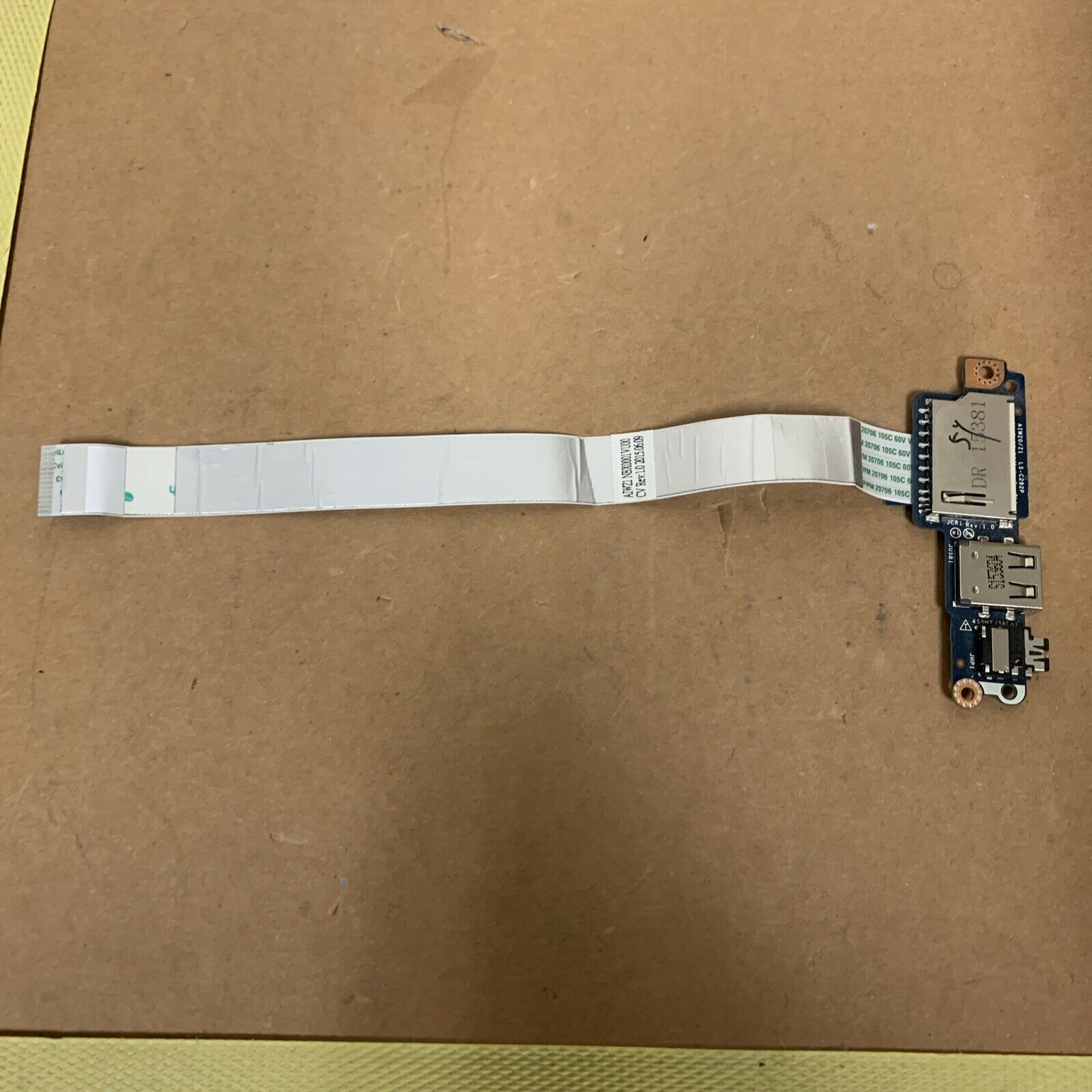 LS-C282P GENUINE LENOVO USB AUDIO SD CARD BOARD W/ CABLE 500-15ACZ