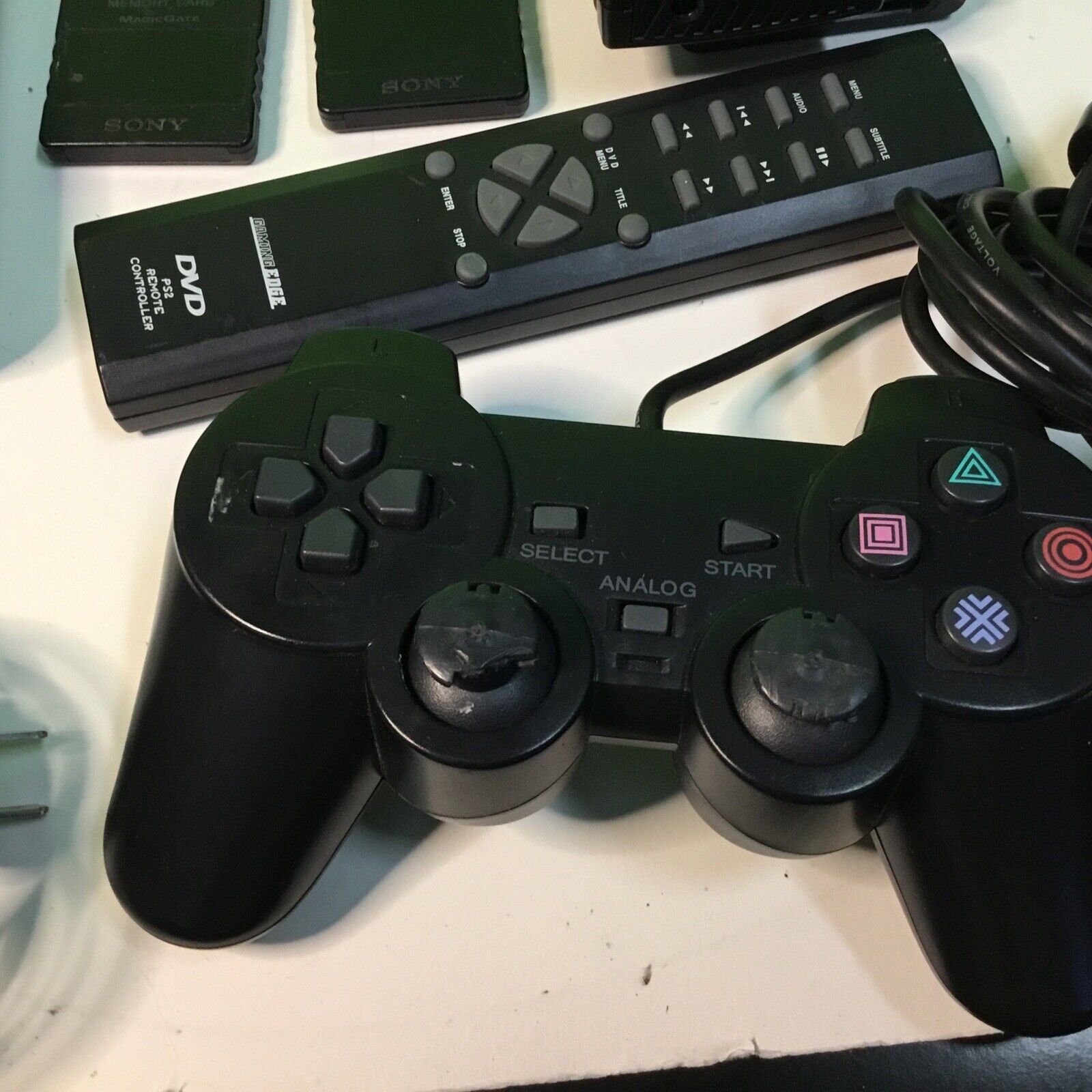 PlayStation 2 Slim Silver bundle SCPH-77001 FOR PARTS DISC DRIVE NOT SPINNING