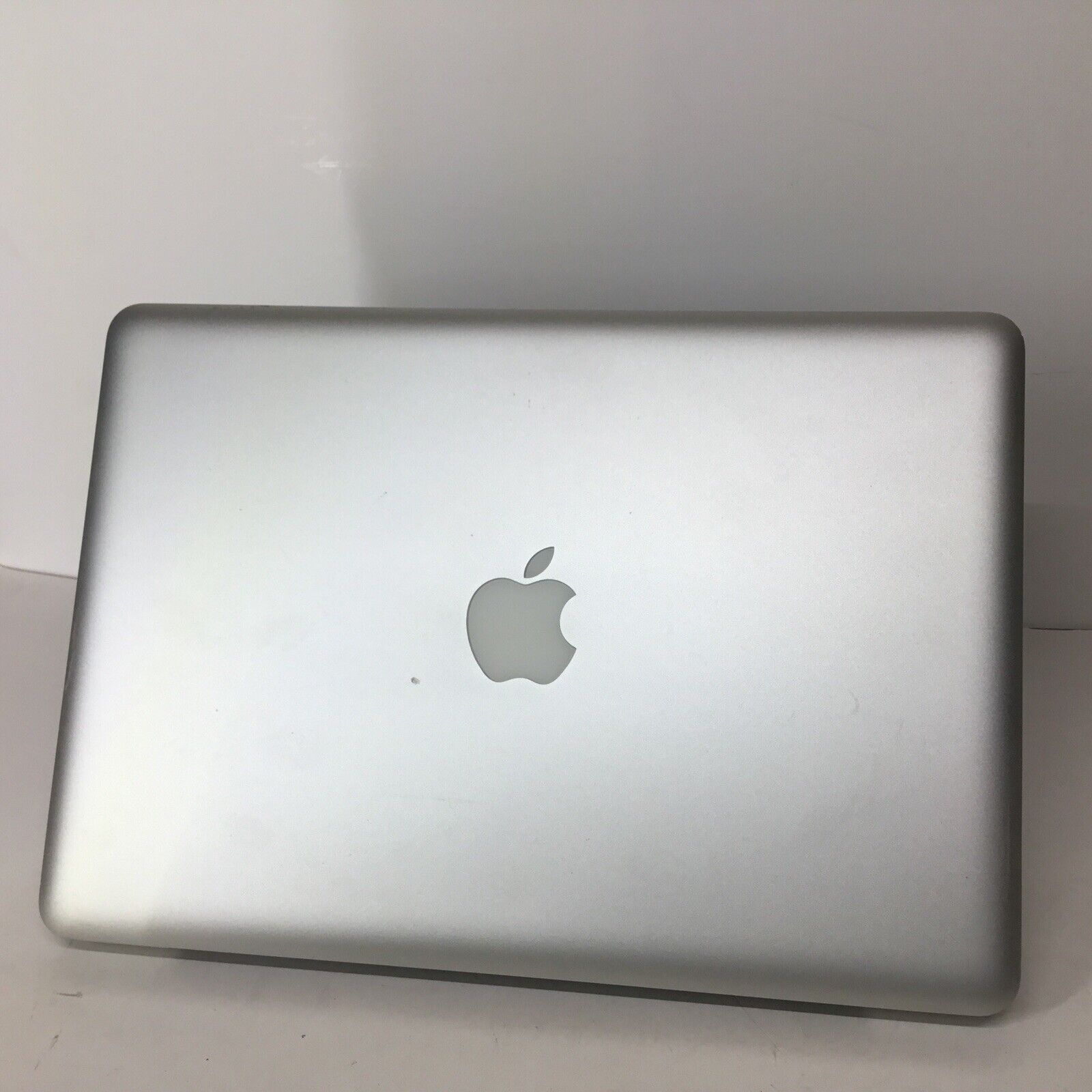 READ - MacBook Pro (A1278, Mid-2010) - Core 2 Duo (Penryn), 4GB RAM, 250GB HDD
