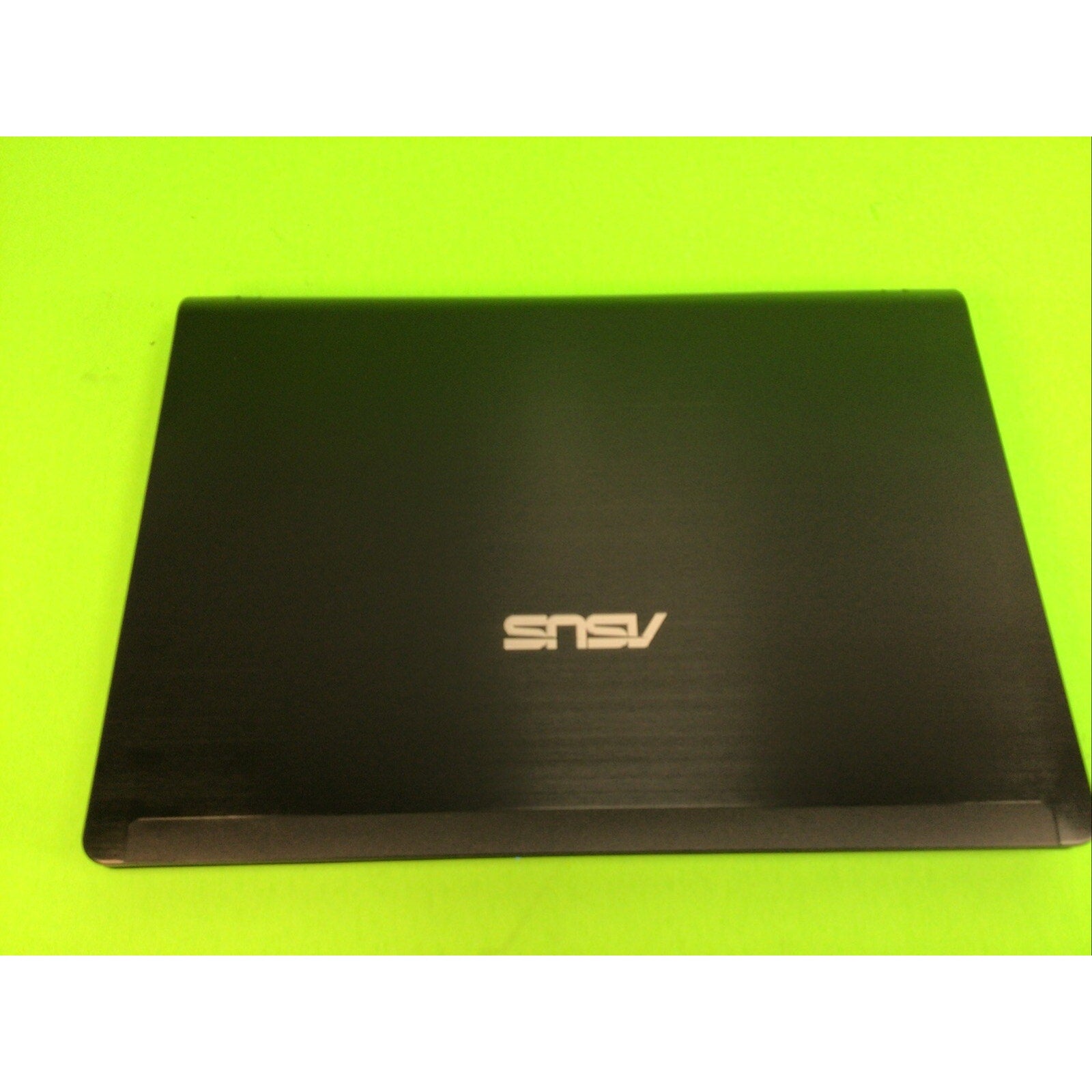 Asus UL80J-BBK5 Core i3 U330 4GB RAM NO HDD or OS