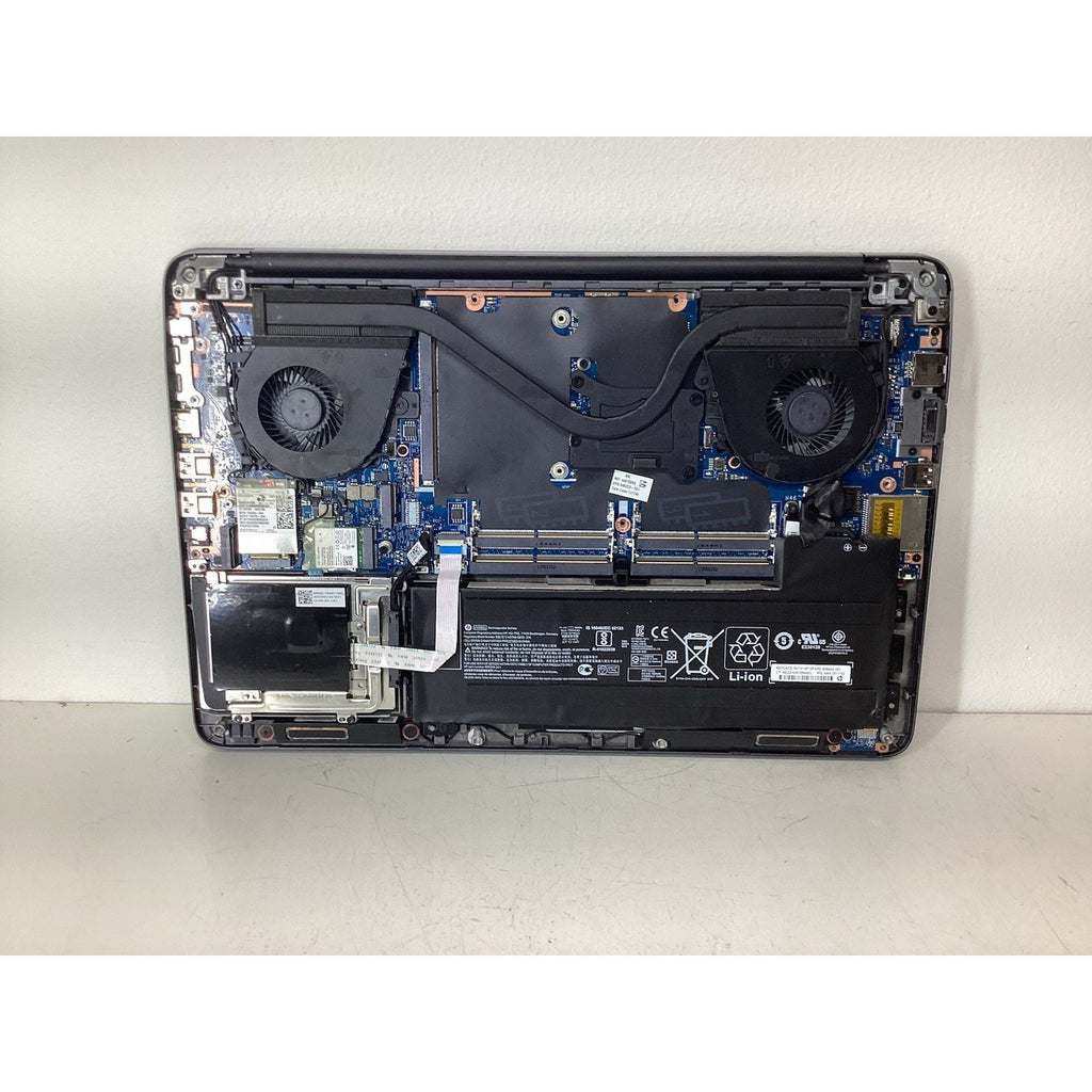 HP ZBook Studio G3 15" Intel Xeon No RAM, HDD No Power - For Parts