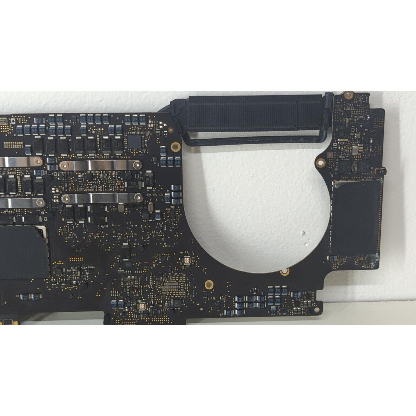 FOR PARTS - Apple MacBook Pro A1990 EMC 3359 Motherboard (820-01814-01)