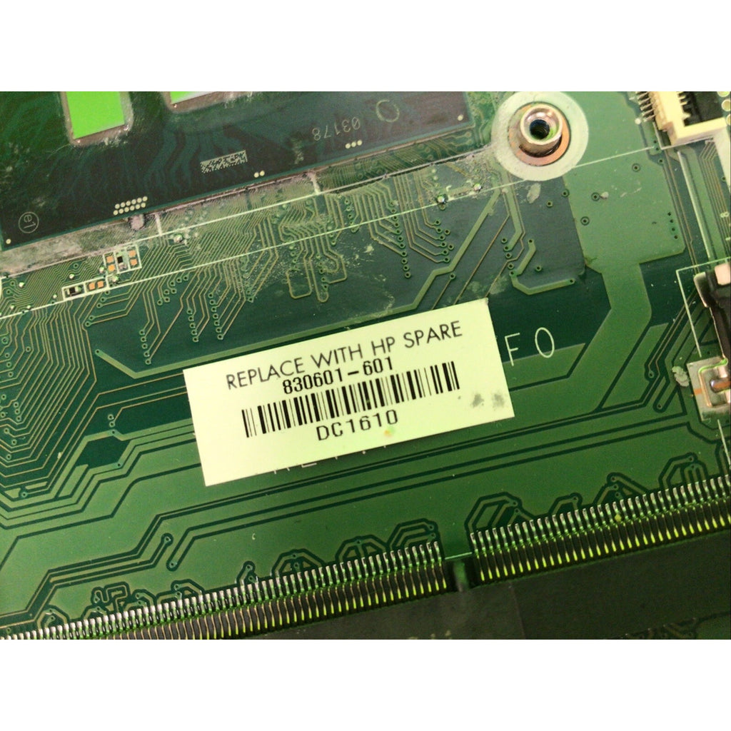 HP Motherboard 830601-601 i5 6200U FOR PARTS or RECYCLE