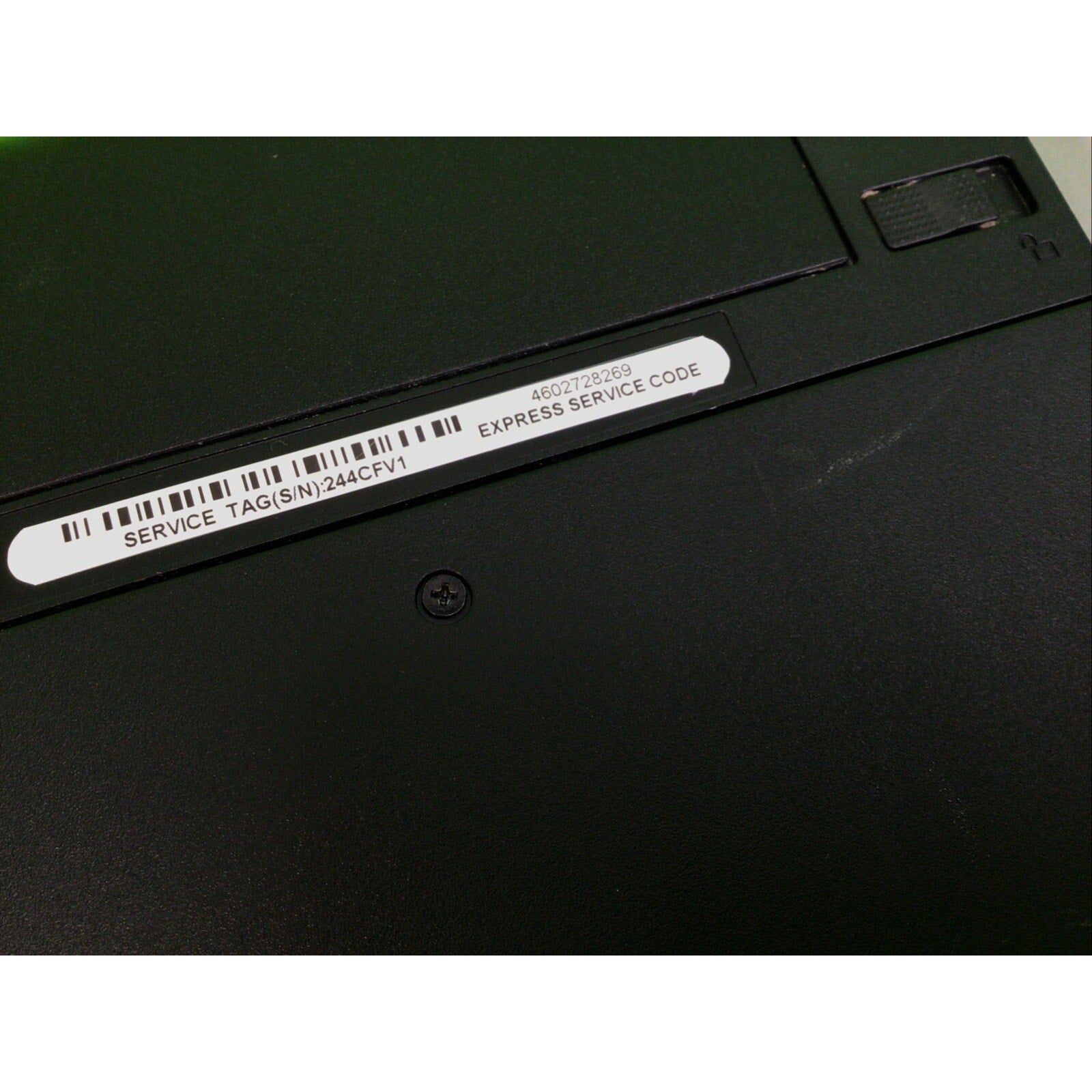 Dell Vostro 3560 Core i3-2370M 2.40GHz 4GB RAM 120GB SSD FOR PARTS or REPAIR